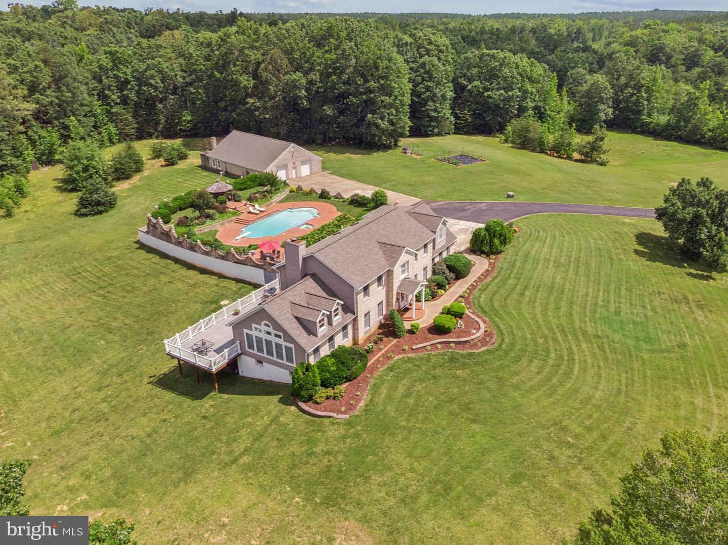 3522 SUGAR HILL LN, GOLDVEIN, Virginia 22720, 5 Bedrooms Bedrooms, ,4 BathroomsBathrooms,Residential,For sale,3522 SUGAR HILL LN,VAFQ2017052 MLS # VAFQ2017052