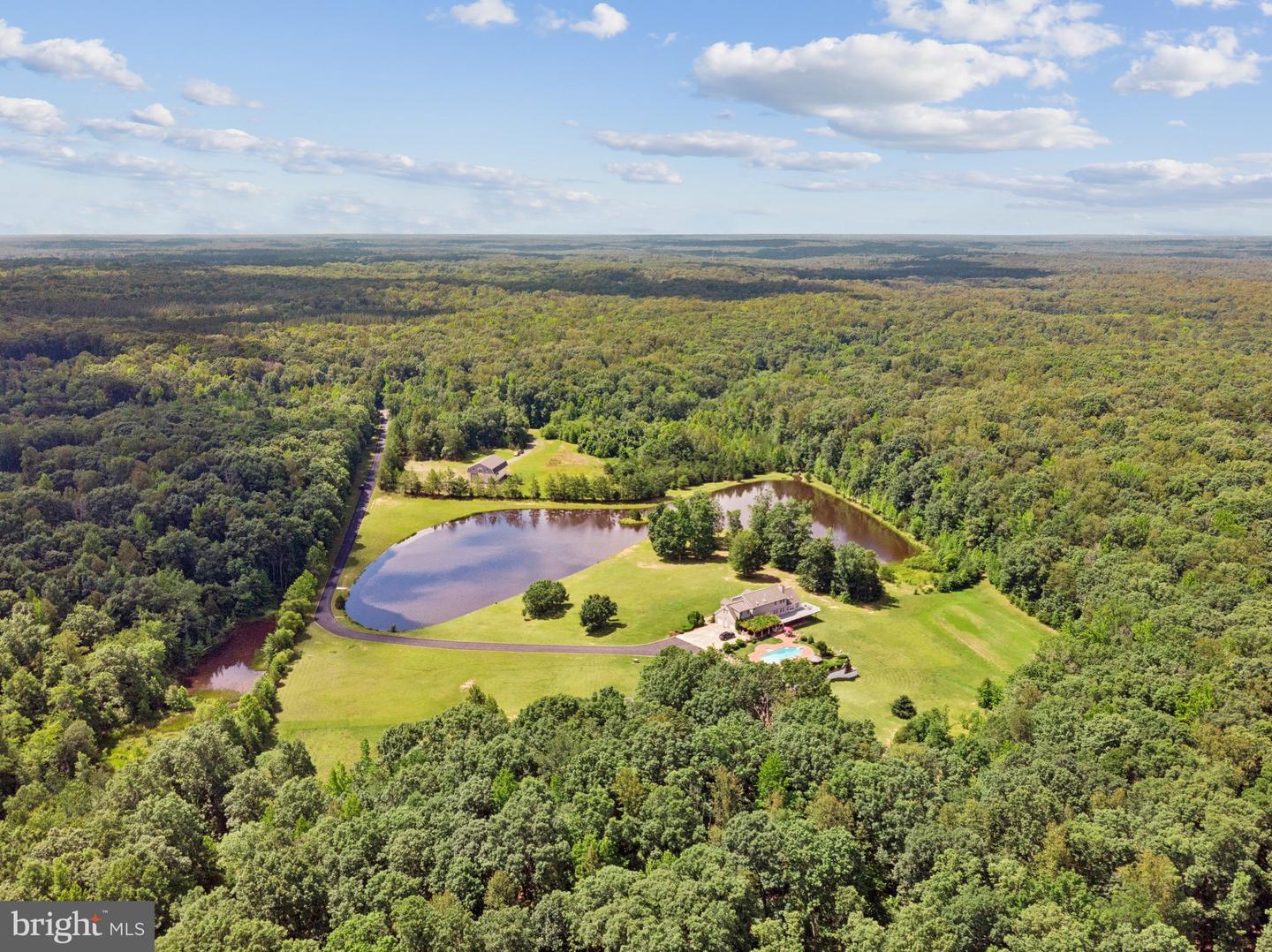 3522 SUGAR HILL LN, GOLDVEIN, Virginia 22720, 5 Bedrooms Bedrooms, ,4 BathroomsBathrooms,Residential,For sale,3522 SUGAR HILL LN,VAFQ2017052 MLS # VAFQ2017052