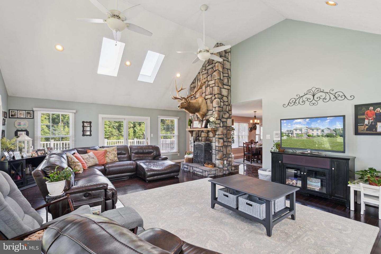 3522 SUGAR HILL LN, GOLDVEIN, Virginia 22720, 5 Bedrooms Bedrooms, ,4 BathroomsBathrooms,Residential,For sale,3522 SUGAR HILL LN,VAFQ2017052 MLS # VAFQ2017052