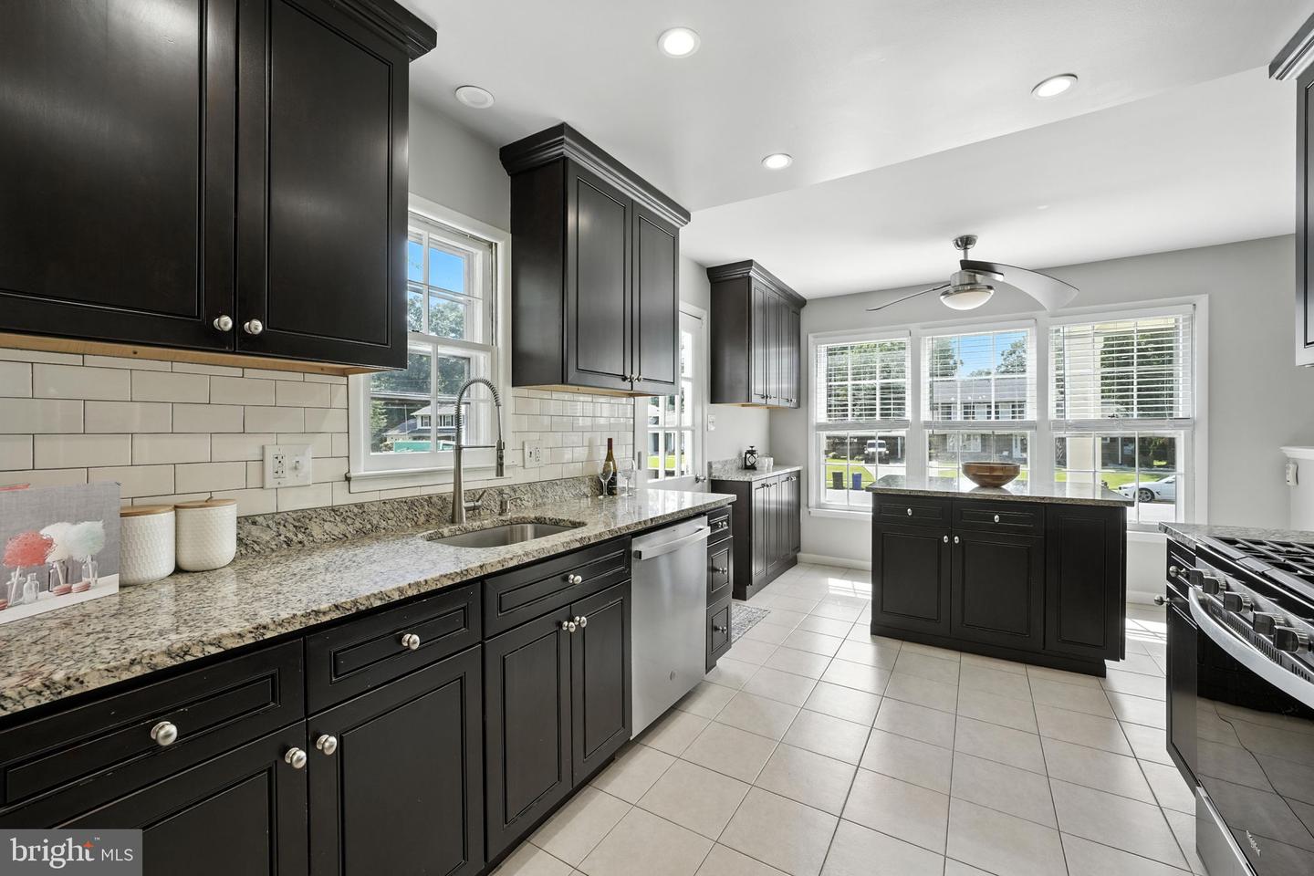 8714 FALKSTONE LN, ALEXANDRIA, Virginia 22309, 5 Bedrooms Bedrooms, ,3 BathroomsBathrooms,Residential,For sale,8714 FALKSTONE LN,VAFX2248100 MLS # VAFX2248100