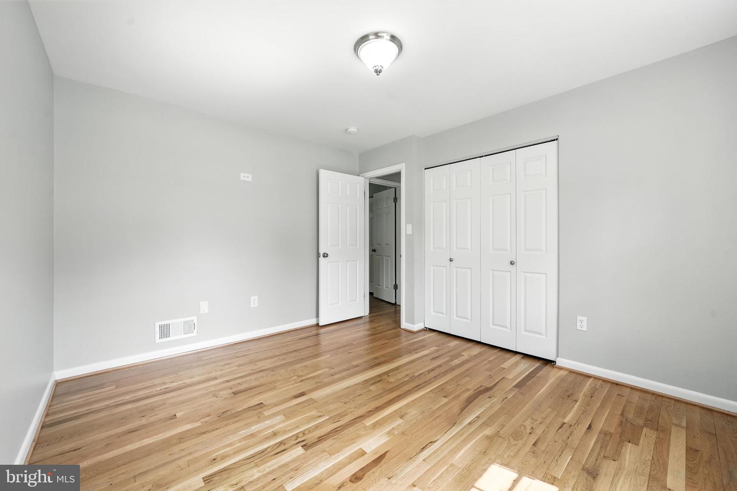 8714 FALKSTONE LN, ALEXANDRIA, Virginia 22309, 5 Bedrooms Bedrooms, ,3 BathroomsBathrooms,Residential,For sale,8714 FALKSTONE LN,VAFX2248100 MLS # VAFX2248100
