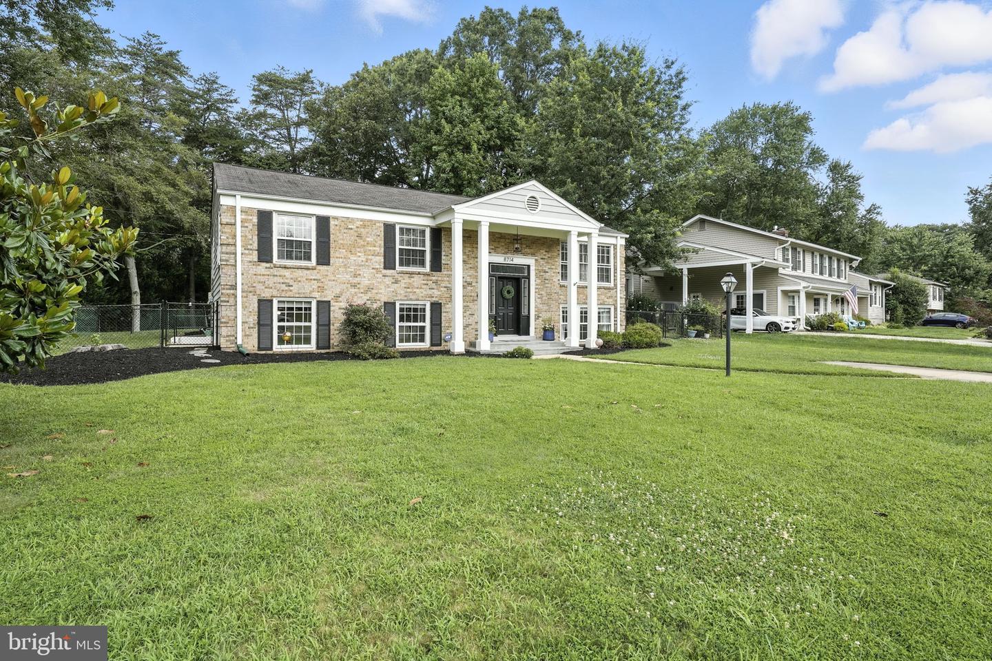 8714 FALKSTONE LN, ALEXANDRIA, Virginia 22309, 5 Bedrooms Bedrooms, ,3 BathroomsBathrooms,Residential,For sale,8714 FALKSTONE LN,VAFX2248100 MLS # VAFX2248100