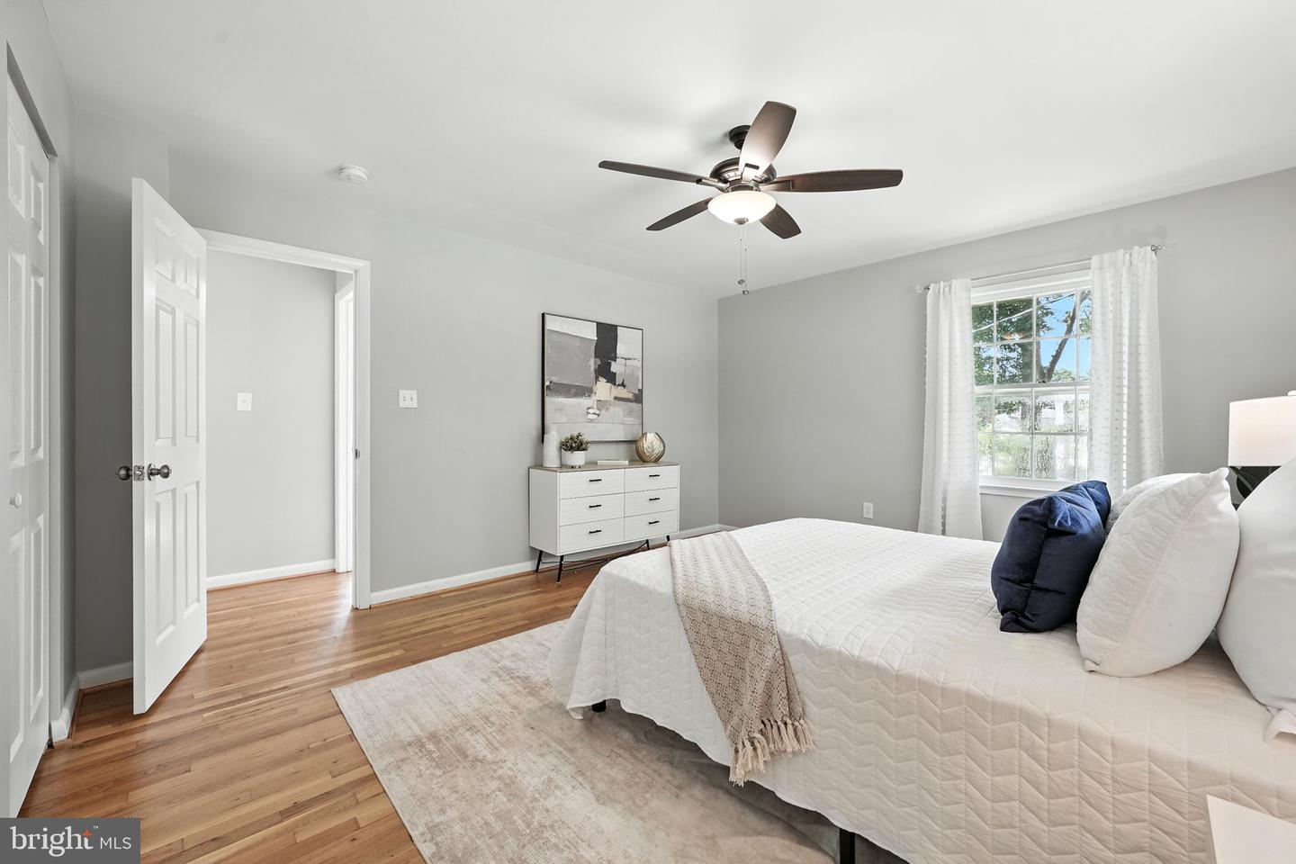 8714 FALKSTONE LN, ALEXANDRIA, Virginia 22309, 5 Bedrooms Bedrooms, ,3 BathroomsBathrooms,Residential,For sale,8714 FALKSTONE LN,VAFX2248100 MLS # VAFX2248100