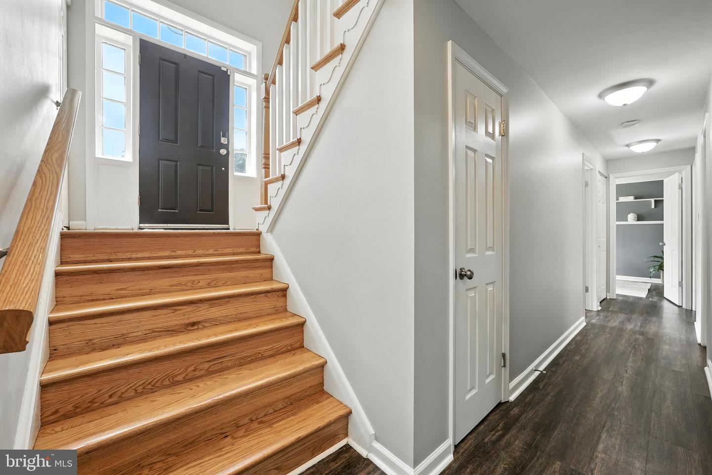 8714 FALKSTONE LN, ALEXANDRIA, Virginia 22309, 5 Bedrooms Bedrooms, ,3 BathroomsBathrooms,Residential,For sale,8714 FALKSTONE LN,VAFX2248100 MLS # VAFX2248100