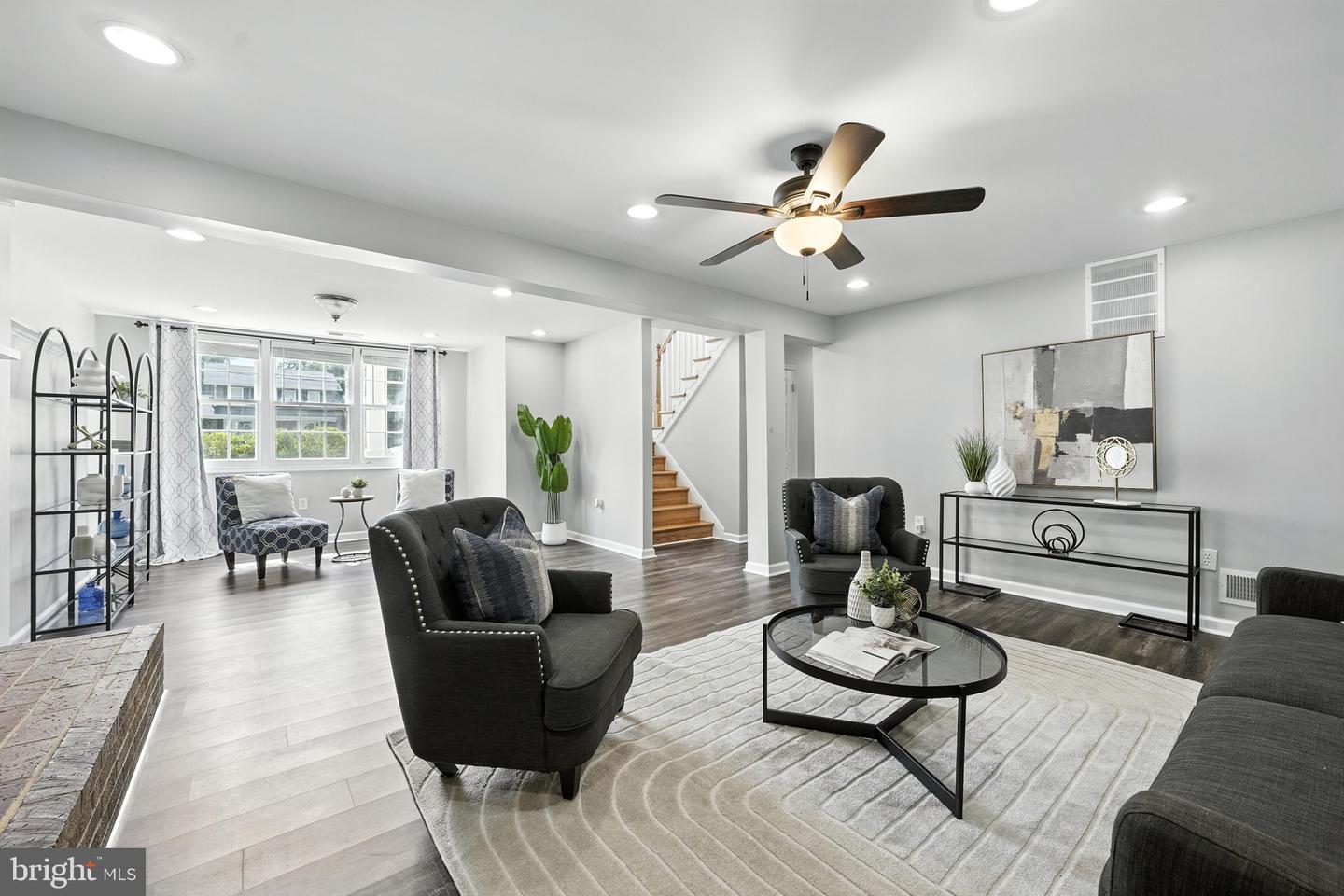 8714 FALKSTONE LN, ALEXANDRIA, Virginia 22309, 5 Bedrooms Bedrooms, ,3 BathroomsBathrooms,Residential,For sale,8714 FALKSTONE LN,VAFX2248100 MLS # VAFX2248100