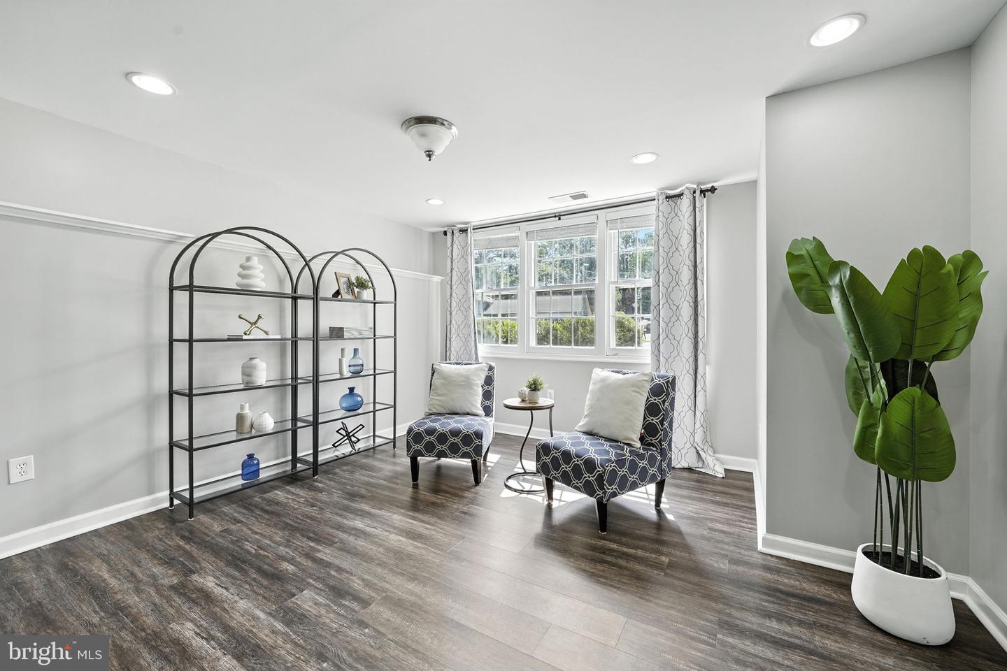 8714 FALKSTONE LN, ALEXANDRIA, Virginia 22309, 5 Bedrooms Bedrooms, ,3 BathroomsBathrooms,Residential,For sale,8714 FALKSTONE LN,VAFX2248100 MLS # VAFX2248100