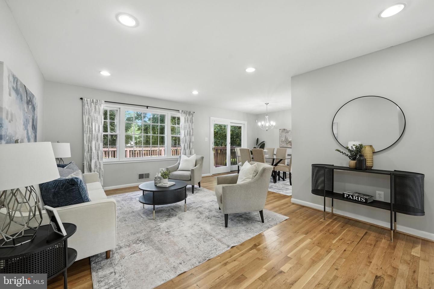 8714 FALKSTONE LN, ALEXANDRIA, Virginia 22309, 5 Bedrooms Bedrooms, ,3 BathroomsBathrooms,Residential,For sale,8714 FALKSTONE LN,VAFX2248100 MLS # VAFX2248100