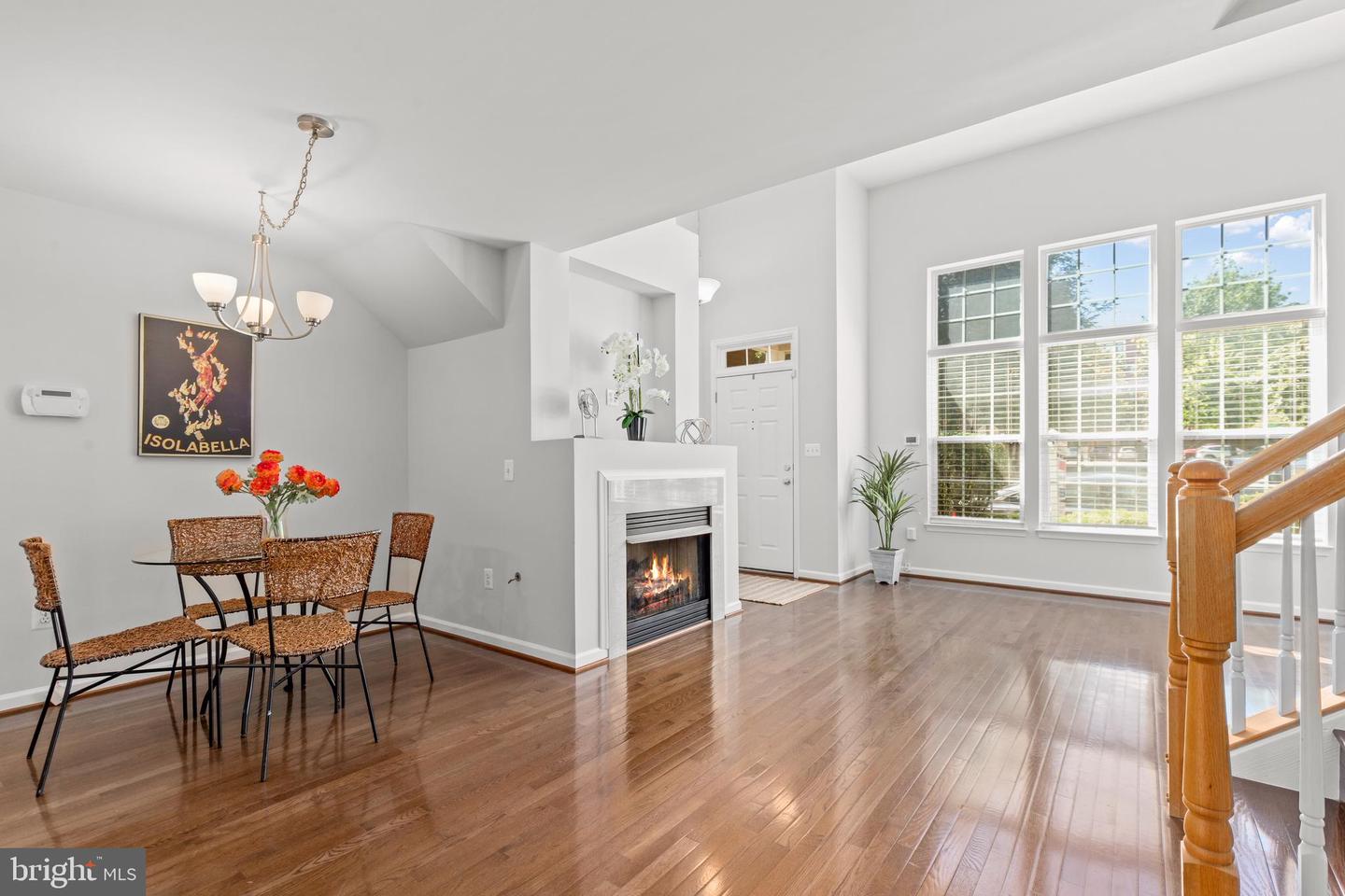 5123 DONOVAN DR, ALEXANDRIA, Virginia 22304, 2 Bedrooms Bedrooms, ,2 BathroomsBathrooms,Residential,For sale,5123 DONOVAN DR,VAAX2046670 MLS # VAAX2046670