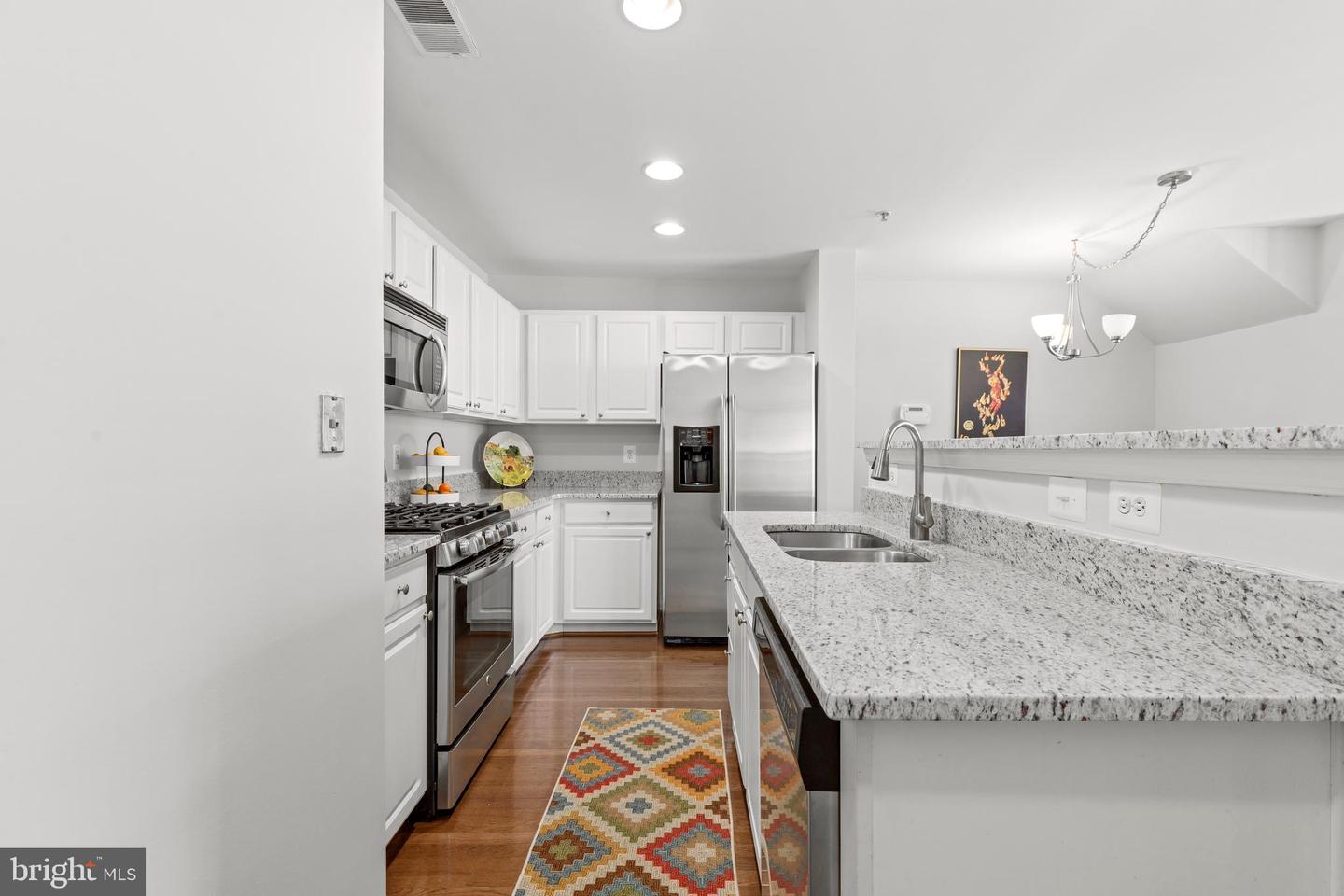 5123 DONOVAN DR, ALEXANDRIA, Virginia 22304, 2 Bedrooms Bedrooms, ,2 BathroomsBathrooms,Residential,For sale,5123 DONOVAN DR,VAAX2046670 MLS # VAAX2046670