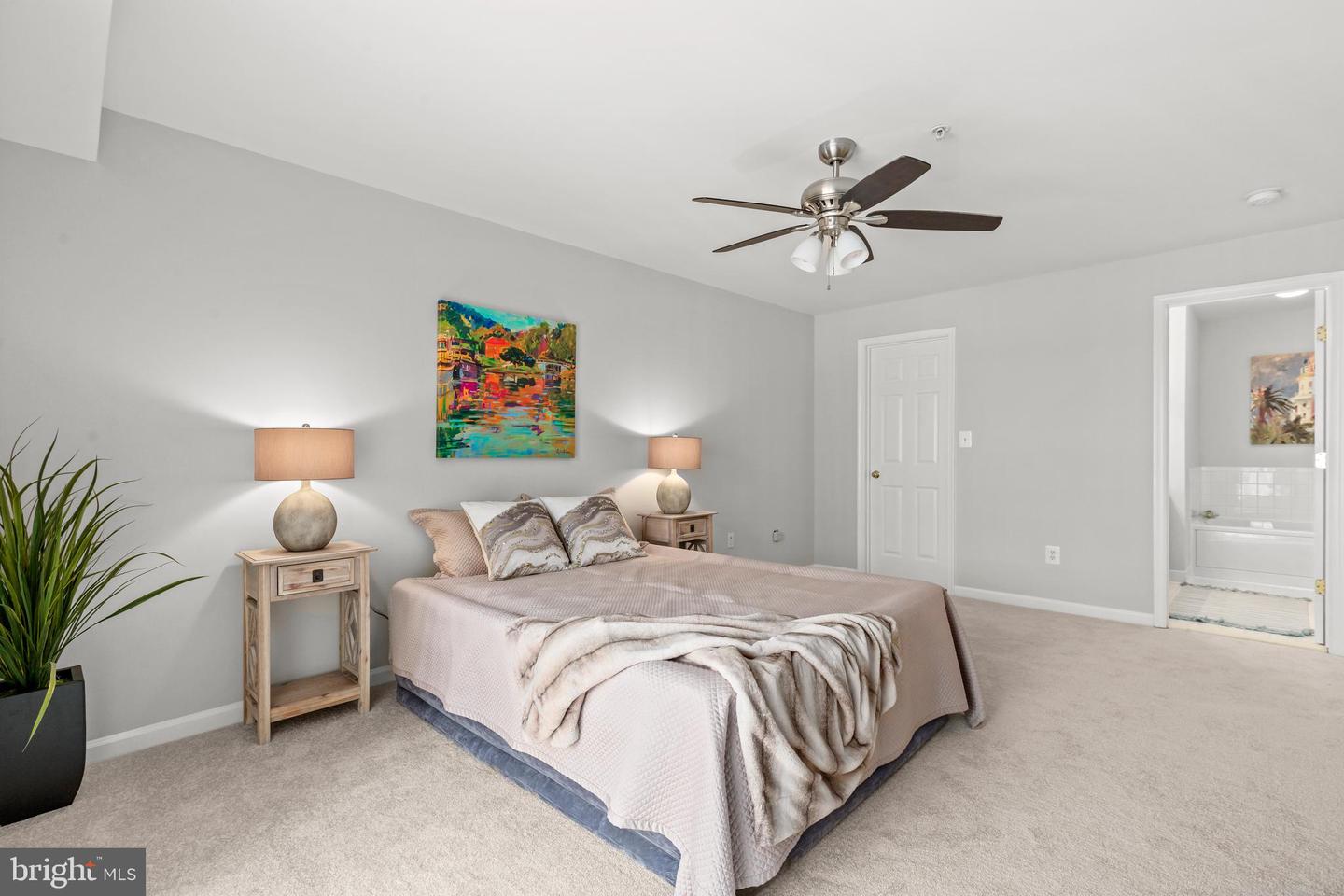 5123 DONOVAN DR, ALEXANDRIA, Virginia 22304, 2 Bedrooms Bedrooms, ,2 BathroomsBathrooms,Residential,For sale,5123 DONOVAN DR,VAAX2046670 MLS # VAAX2046670