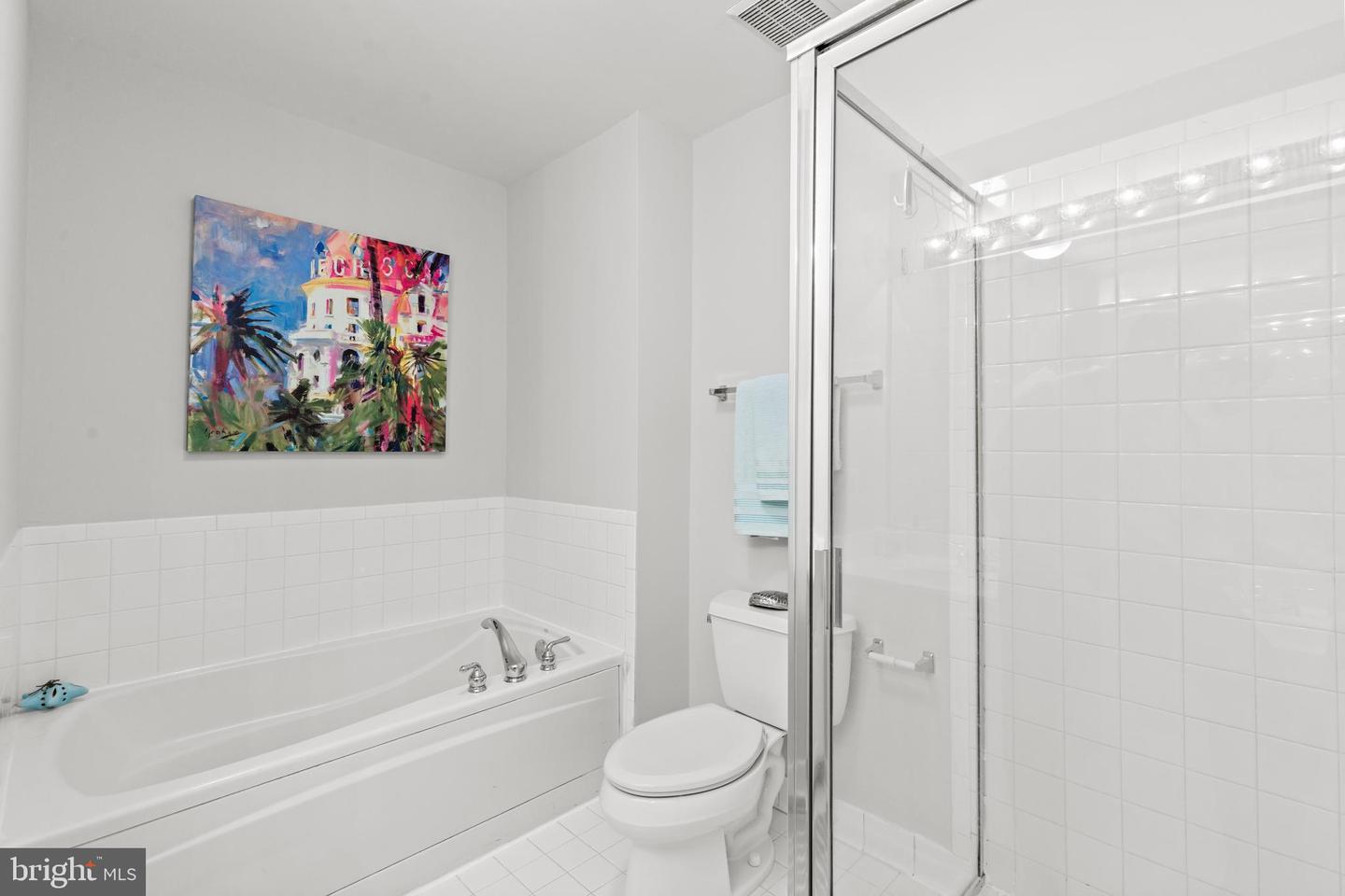 5123 DONOVAN DR, ALEXANDRIA, Virginia 22304, 2 Bedrooms Bedrooms, ,2 BathroomsBathrooms,Residential,For sale,5123 DONOVAN DR,VAAX2046670 MLS # VAAX2046670