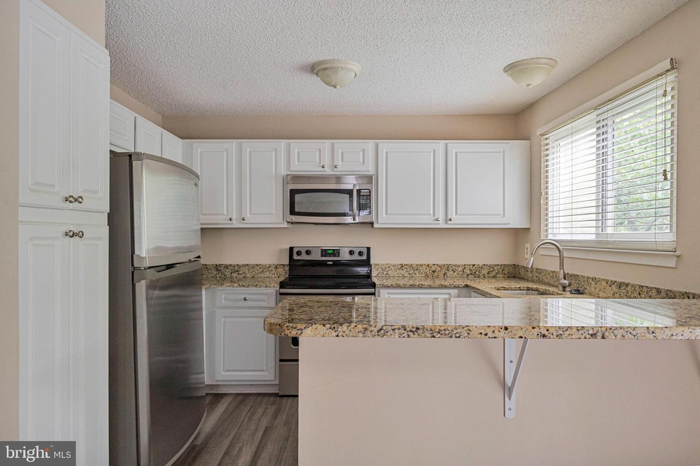 11725-D SUMMERCHASE CIR, RESTON, Virginia 20194, 2 Bedrooms Bedrooms, ,2 BathroomsBathrooms,Residential,For sale,11725-D SUMMERCHASE CIR,VAFX2248888 MLS # VAFX2248888