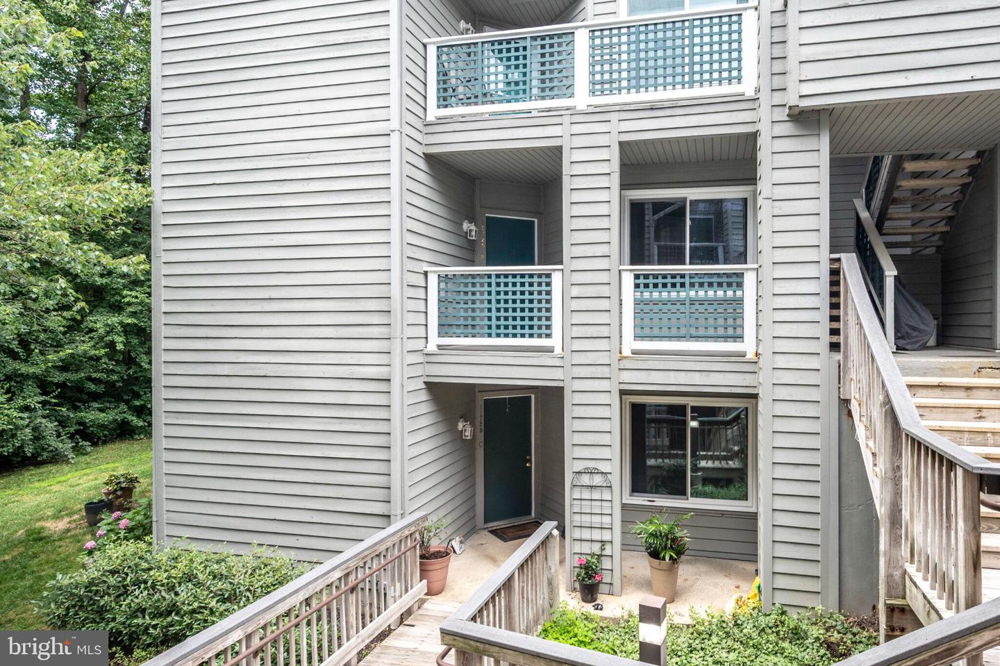 11725-D SUMMERCHASE CIR, RESTON, Virginia 20194, 2 Bedrooms Bedrooms, ,2 BathroomsBathrooms,Residential,For sale,11725-D SUMMERCHASE CIR,VAFX2248888 MLS # VAFX2248888