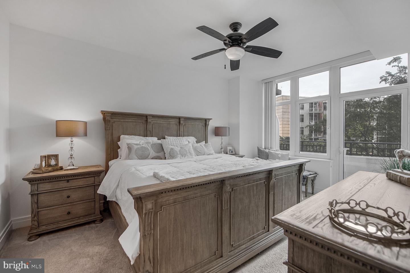 8220 CRESTWOOD HEIGHTS DR #314, MCLEAN, Virginia 22102, 1 Bedroom Bedrooms, ,1 BathroomBathrooms,Residential,For sale,8220 CRESTWOOD HEIGHTS DR #314,VAFX2249376 MLS # VAFX2249376