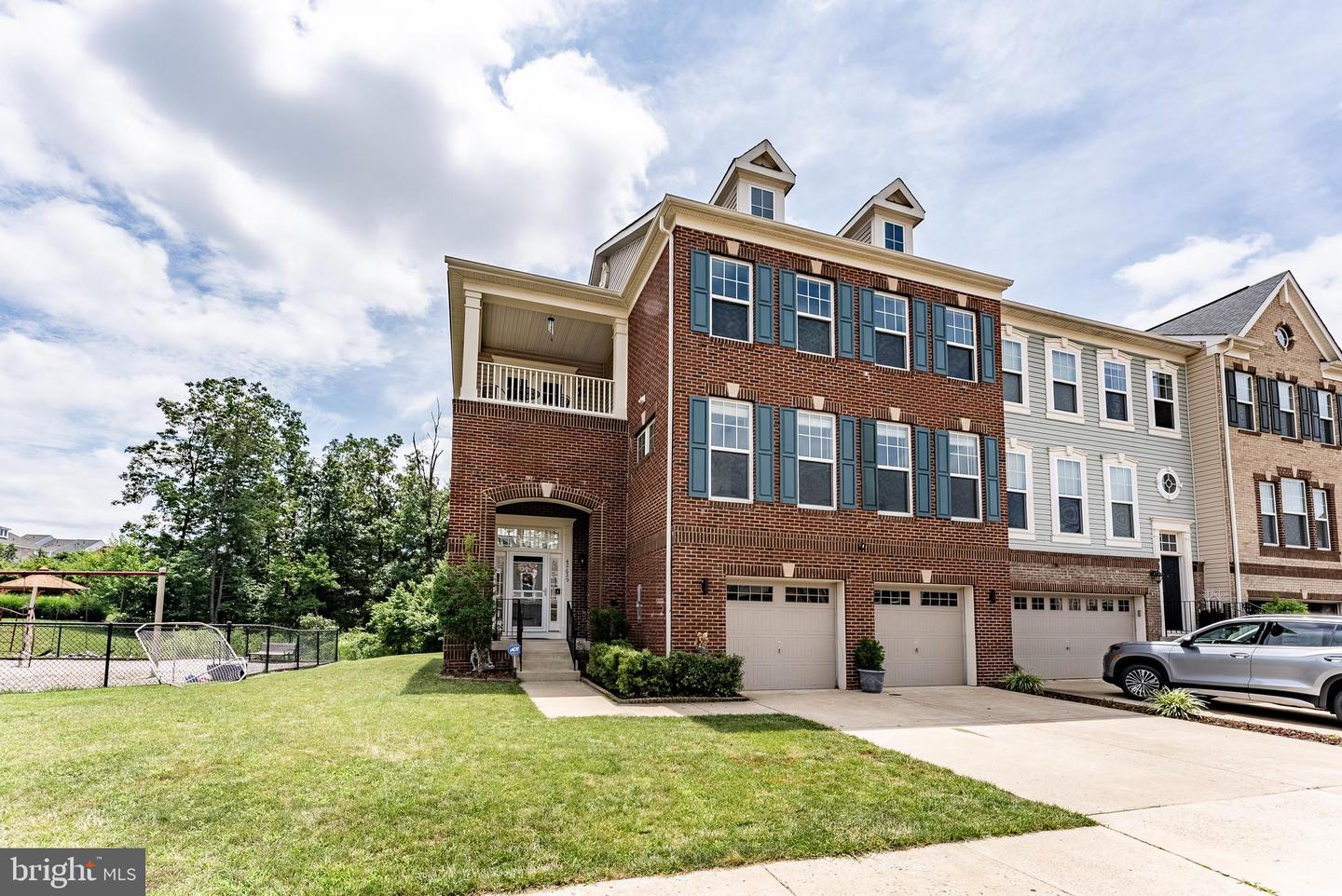 42629 BECKETT TER, ASHBURN, Virginia 20148, 6 Bedrooms Bedrooms, ,3 BathroomsBathrooms,Residential,For sale,42629 BECKETT TER,VALO2100206 MLS # VALO2100206