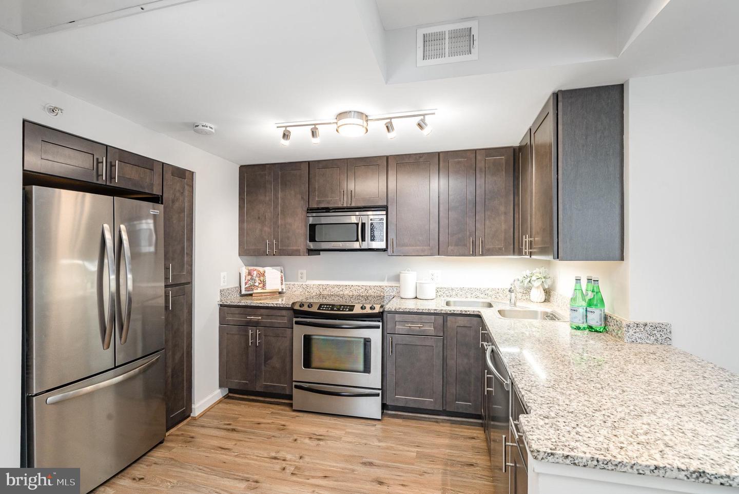 1314 MASSACHUSETTS AVE NW #406, WASHINGTON, District Of Columbia 20005, 1 Bedroom Bedrooms, ,1 BathroomBathrooms,Residential,For sale,1314 MASSACHUSETTS AVE NW #406,DCDC2207278 MLS # DCDC2207278