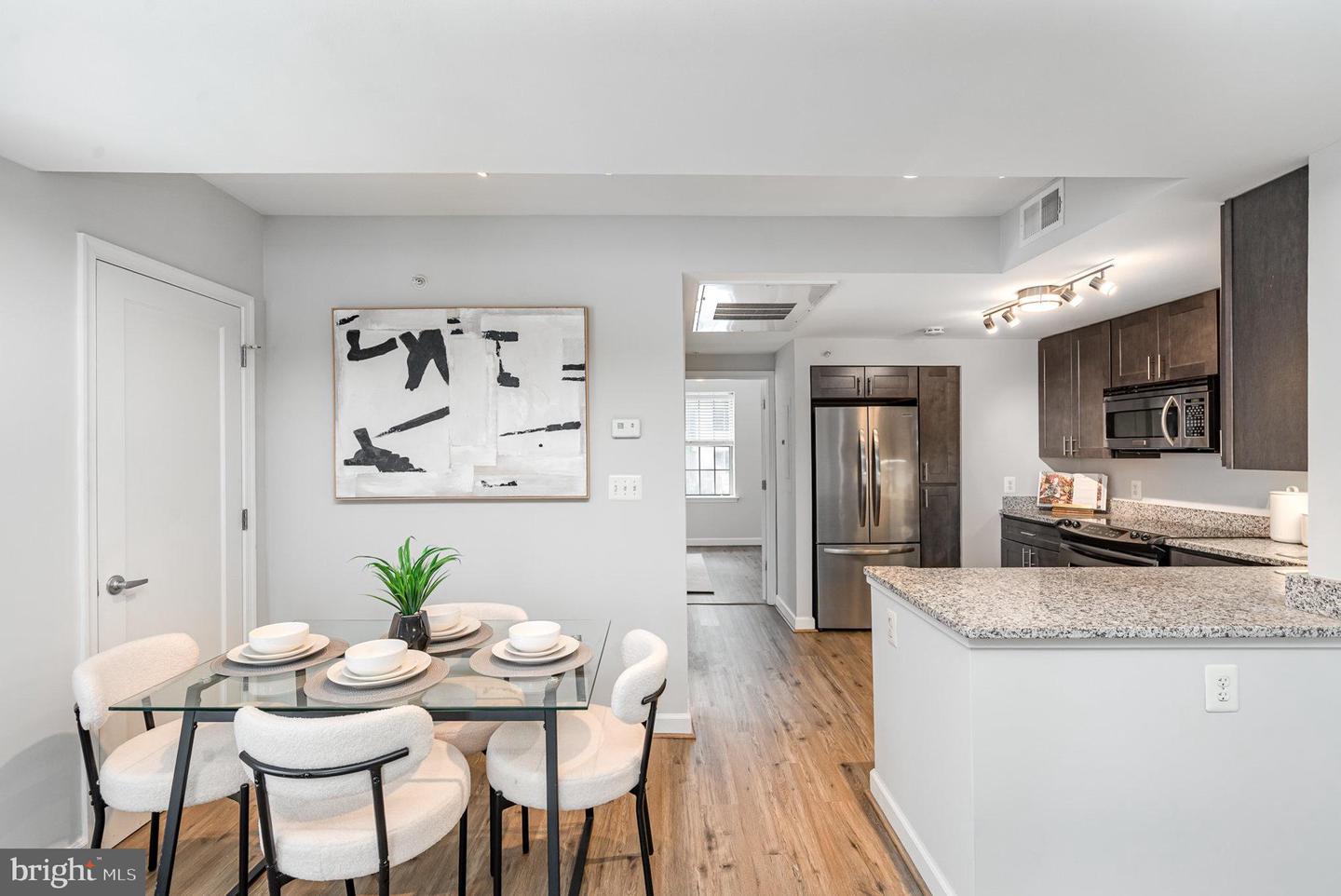1314 MASSACHUSETTS AVE NW #406, WASHINGTON, District Of Columbia 20005, 1 Bedroom Bedrooms, ,1 BathroomBathrooms,Residential,For sale,1314 MASSACHUSETTS AVE NW #406,DCDC2207278 MLS # DCDC2207278