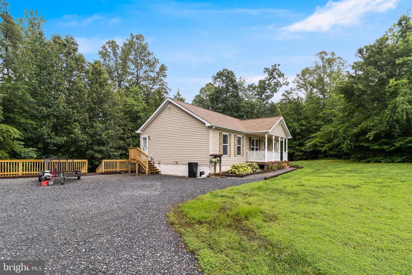 13041 LILAC WAY, KING GEORGE, Virginia 22485, 3 Bedrooms Bedrooms, ,2 BathroomsBathrooms,Residential,For sale,13041 LILAC WAY,VAKG2006648 MLS # VAKG2006648