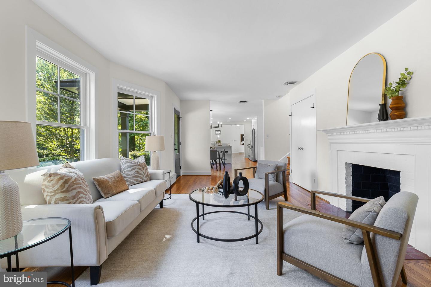 6353 CROSSWOODS DR, FALLS CHURCH, Virginia 22044, 4 Bedrooms Bedrooms, ,3 BathroomsBathrooms,Residential,For sale,6353 CROSSWOODS DR,VAFX2250646 MLS # VAFX2250646