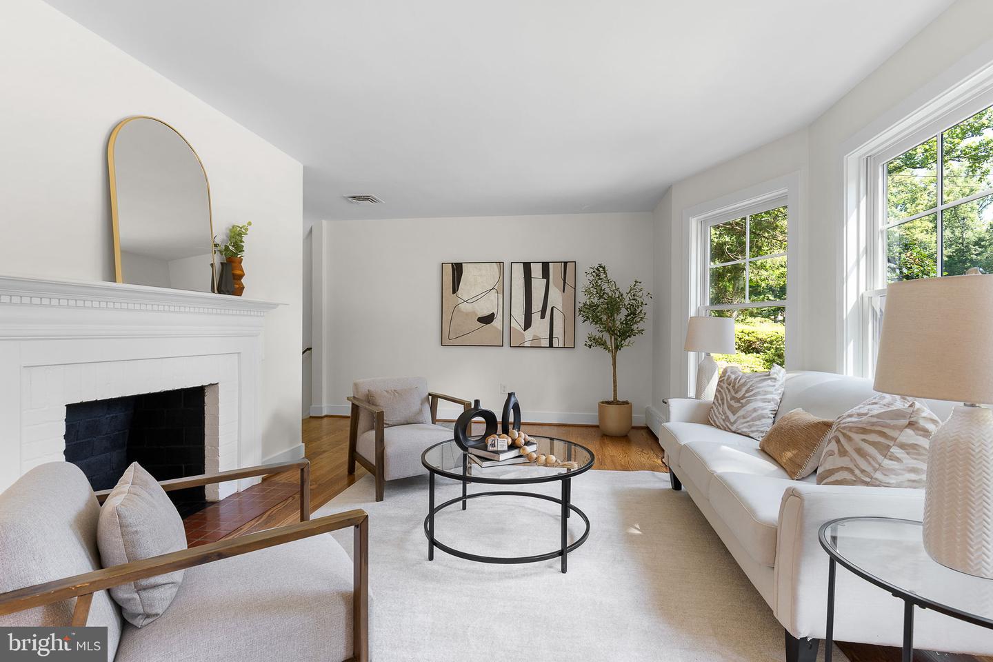 6353 CROSSWOODS DR, FALLS CHURCH, Virginia 22044, 4 Bedrooms Bedrooms, ,3 BathroomsBathrooms,Residential,For sale,6353 CROSSWOODS DR,VAFX2250646 MLS # VAFX2250646