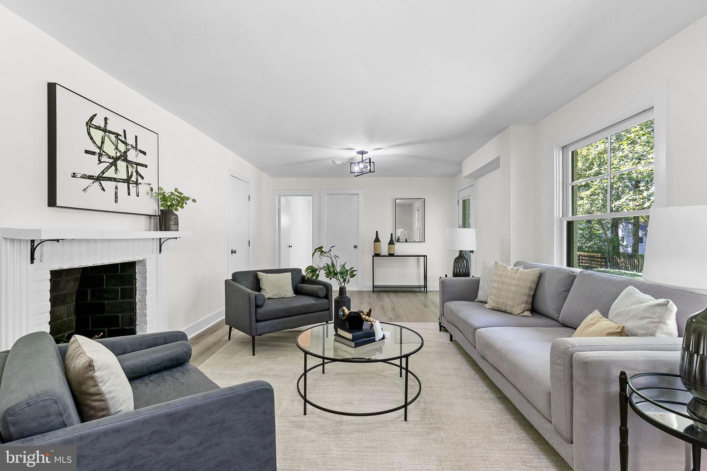 6353 CROSSWOODS DR, FALLS CHURCH, Virginia 22044, 4 Bedrooms Bedrooms, ,3 BathroomsBathrooms,Residential,For sale,6353 CROSSWOODS DR,VAFX2250646 MLS # VAFX2250646
