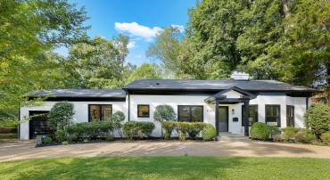 6353 CROSSWOODS DR, FALLS CHURCH, Virginia 22044, 4 Bedrooms Bedrooms, ,3 BathroomsBathrooms,Residential,For sale,6353 CROSSWOODS DR,VAFX2250646 MLS # VAFX2250646