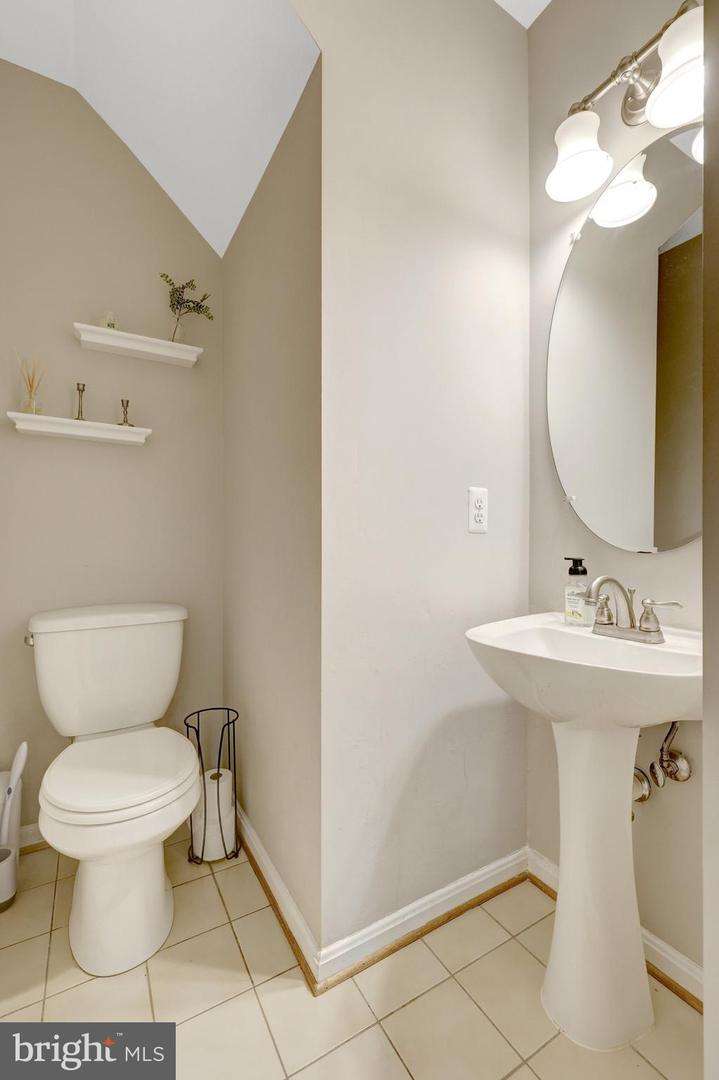 44115 ALLDERWOOD TER, ASHBURN, Virginia 20147, 3 Bedrooms Bedrooms, ,3 BathroomsBathrooms,Residential,For sale,44115 ALLDERWOOD TER,VALO2100554 MLS # VALO2100554