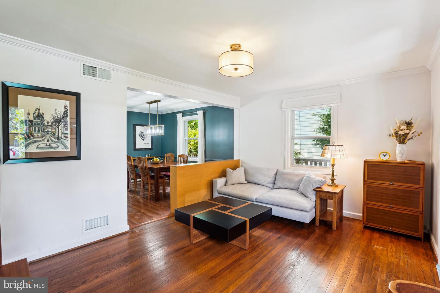 505 RANDOLPH ST, FALLS CHURCH, Virginia 22046, 4 Bedrooms Bedrooms, ,2 BathroomsBathrooms,Residential,For sale,505 RANDOLPH ST,VAFA2003116 MLS # VAFA2003116