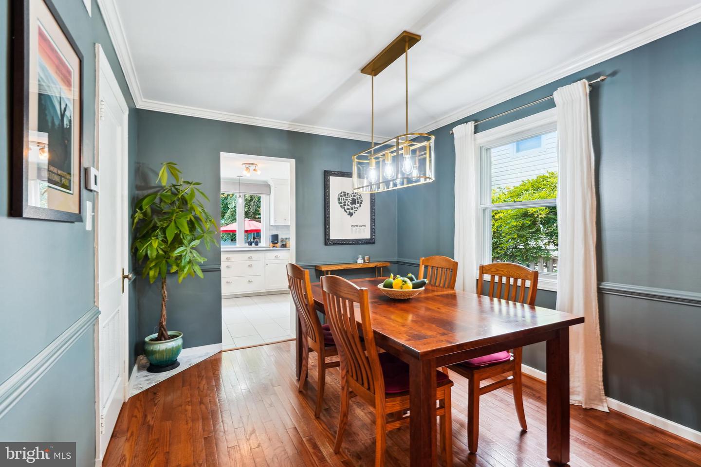 505 RANDOLPH ST, FALLS CHURCH, Virginia 22046, 4 Bedrooms Bedrooms, ,2 BathroomsBathrooms,Residential,For sale,505 RANDOLPH ST,VAFA2003116 MLS # VAFA2003116