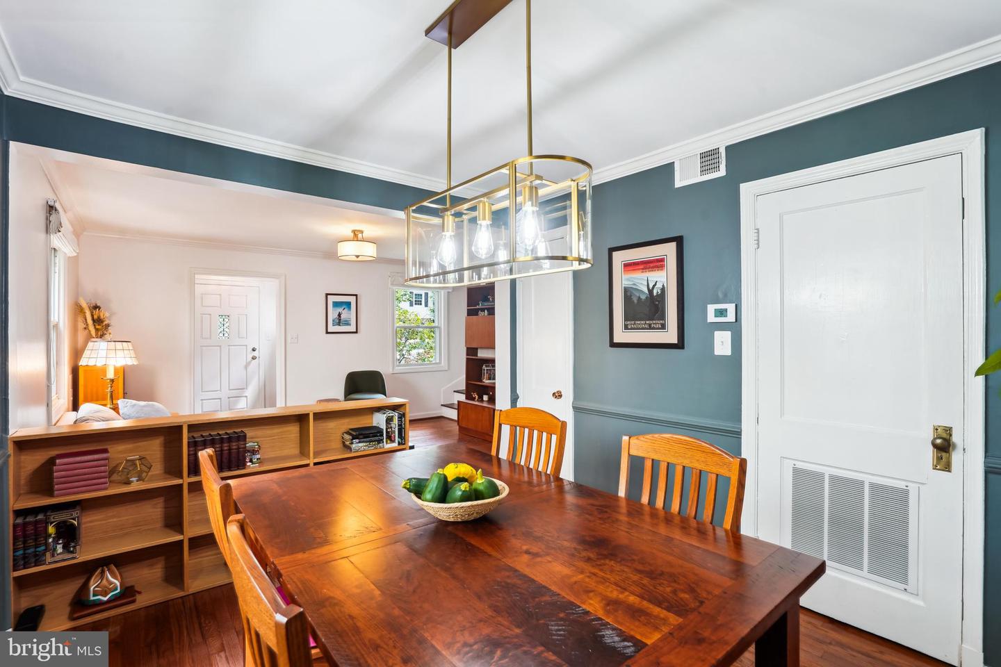 505 RANDOLPH ST, FALLS CHURCH, Virginia 22046, 4 Bedrooms Bedrooms, ,2 BathroomsBathrooms,Residential,For sale,505 RANDOLPH ST,VAFA2003116 MLS # VAFA2003116