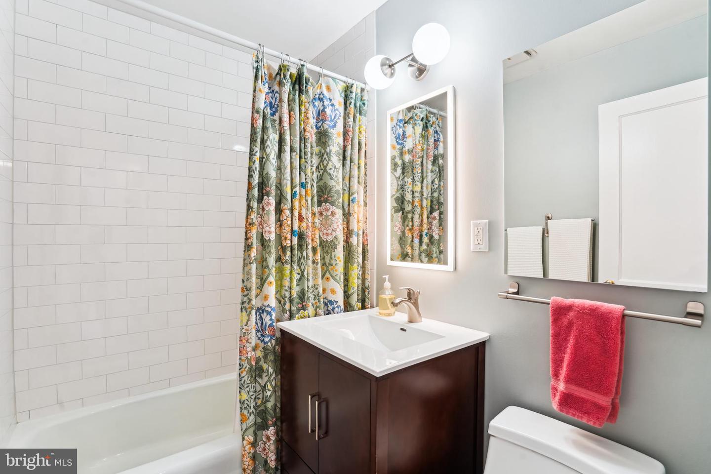 505 RANDOLPH ST, FALLS CHURCH, Virginia 22046, 4 Bedrooms Bedrooms, ,2 BathroomsBathrooms,Residential,For sale,505 RANDOLPH ST,VAFA2003116 MLS # VAFA2003116