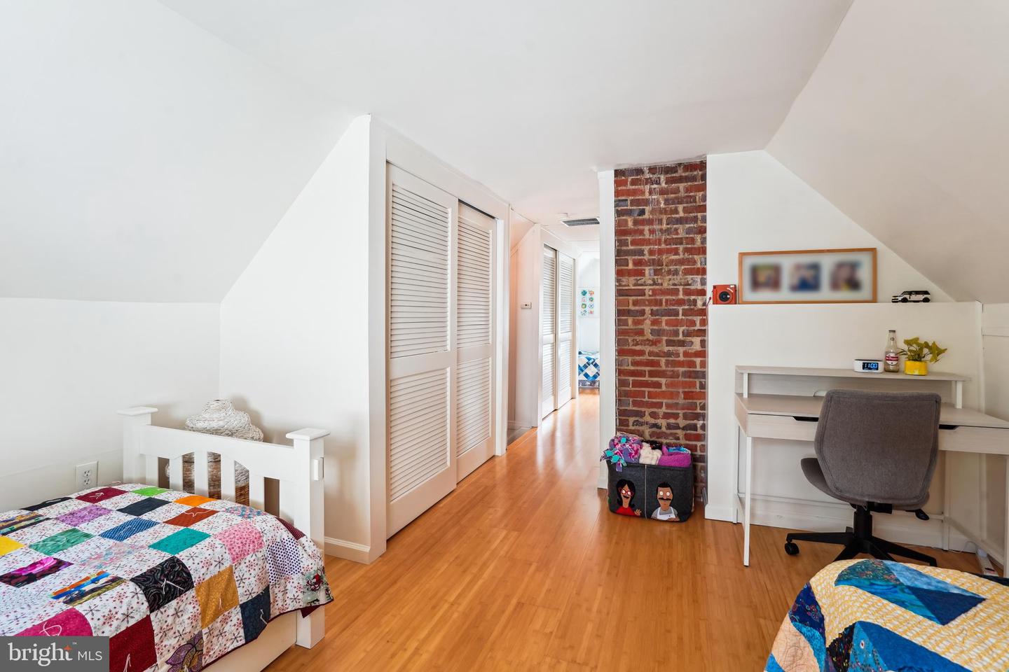 505 RANDOLPH ST, FALLS CHURCH, Virginia 22046, 4 Bedrooms Bedrooms, ,2 BathroomsBathrooms,Residential,For sale,505 RANDOLPH ST,VAFA2003116 MLS # VAFA2003116