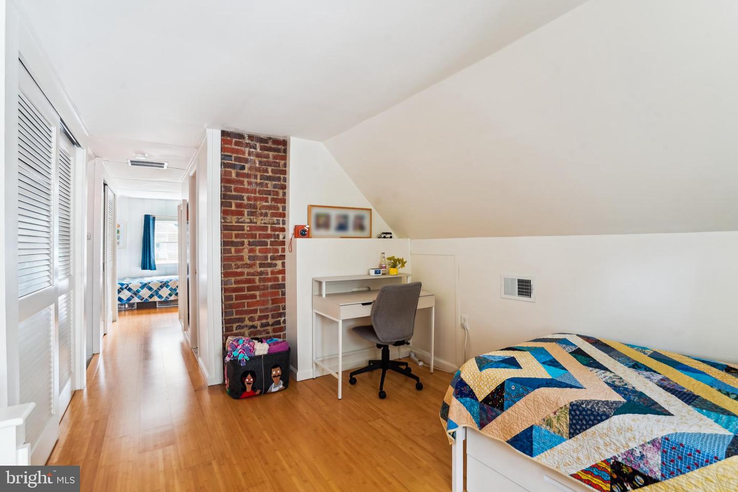 505 RANDOLPH ST, FALLS CHURCH, Virginia 22046, 4 Bedrooms Bedrooms, ,2 BathroomsBathrooms,Residential,For sale,505 RANDOLPH ST,VAFA2003116 MLS # VAFA2003116