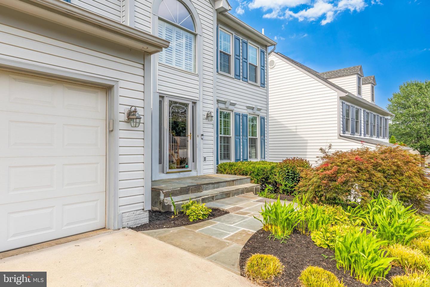 9112 SILVER POINTE WAY, FAIRFAX STATION, Virginia 22039, 5 Bedrooms Bedrooms, ,3 BathroomsBathrooms,Residential,For sale,9112 SILVER POINTE WAY,VAFX2252402 MLS # VAFX2252402