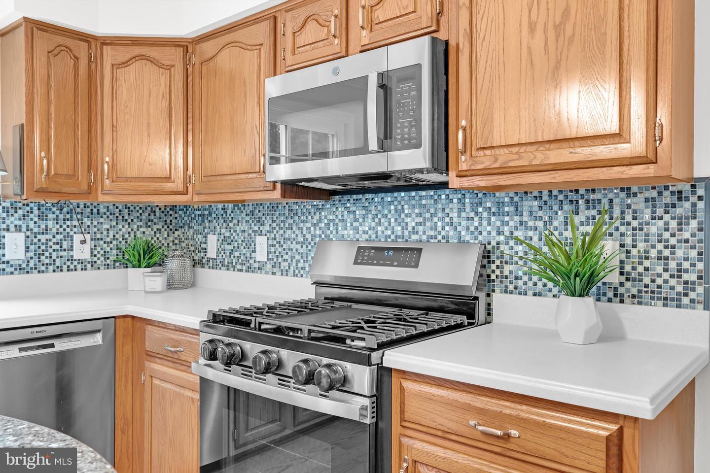 9112 SILVER POINTE WAY, FAIRFAX STATION, Virginia 22039, 5 Bedrooms Bedrooms, ,3 BathroomsBathrooms,Residential,For sale,9112 SILVER POINTE WAY,VAFX2252402 MLS # VAFX2252402