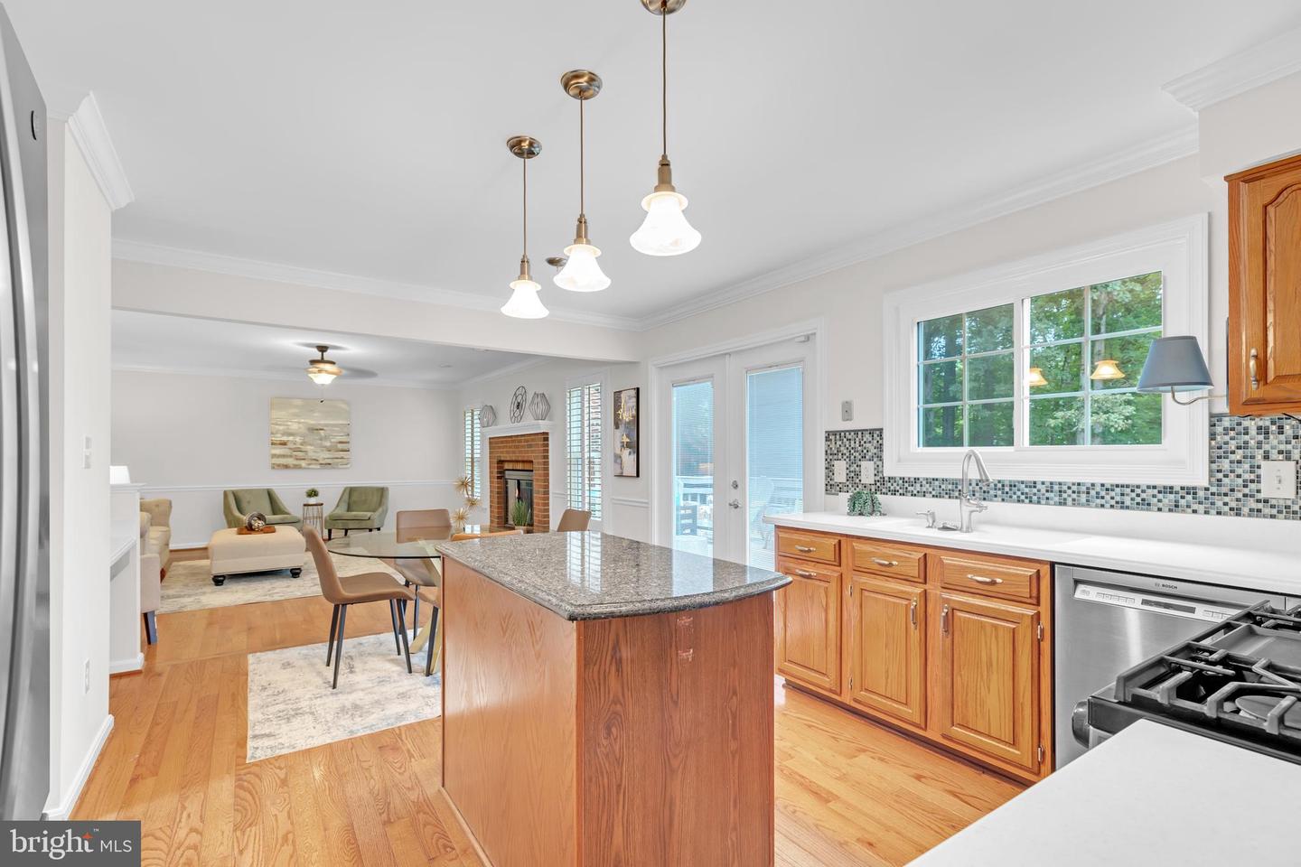9112 SILVER POINTE WAY, FAIRFAX STATION, Virginia 22039, 5 Bedrooms Bedrooms, ,3 BathroomsBathrooms,Residential,For sale,9112 SILVER POINTE WAY,VAFX2252402 MLS # VAFX2252402