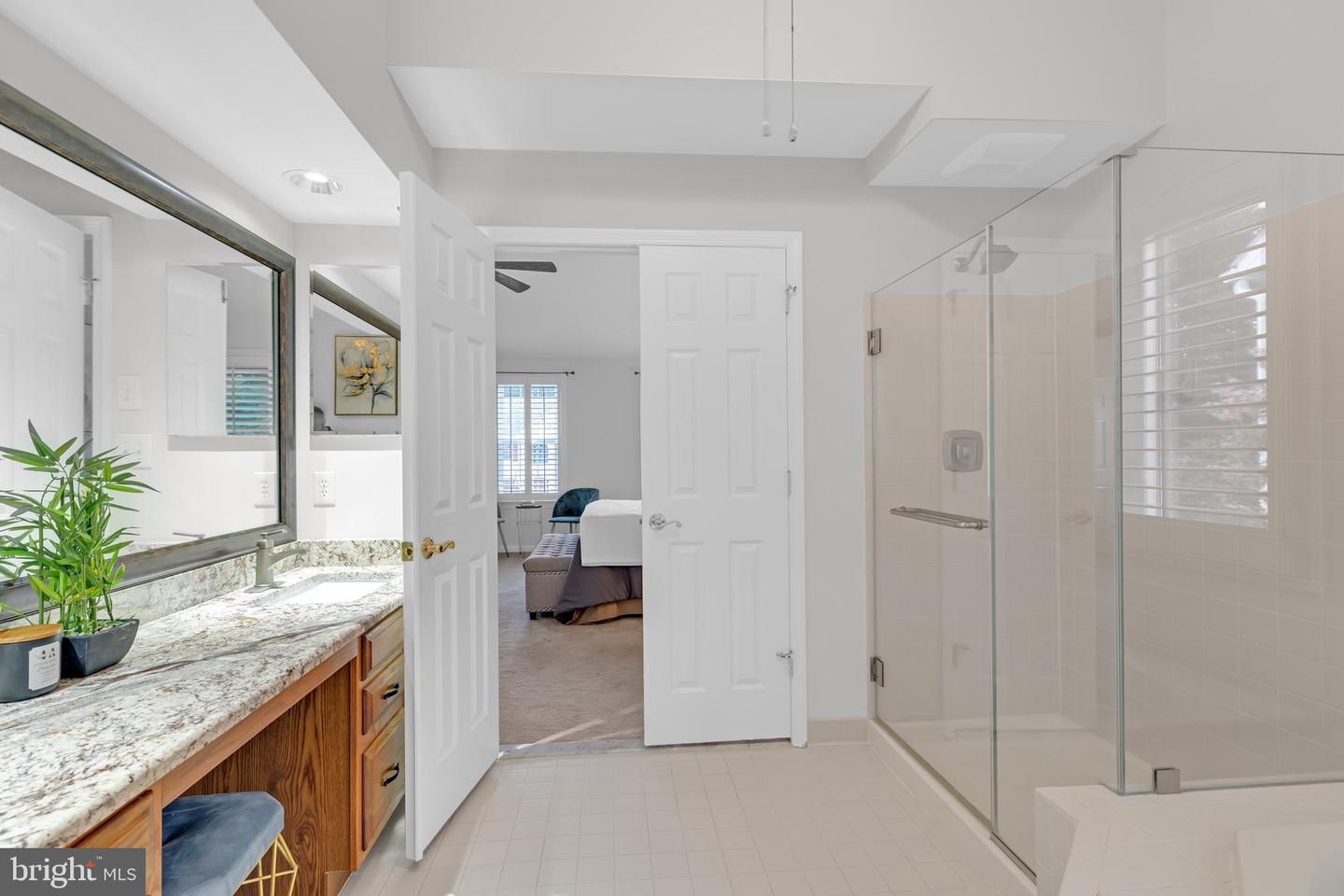 9112 SILVER POINTE WAY, FAIRFAX STATION, Virginia 22039, 5 Bedrooms Bedrooms, ,3 BathroomsBathrooms,Residential,For sale,9112 SILVER POINTE WAY,VAFX2252402 MLS # VAFX2252402