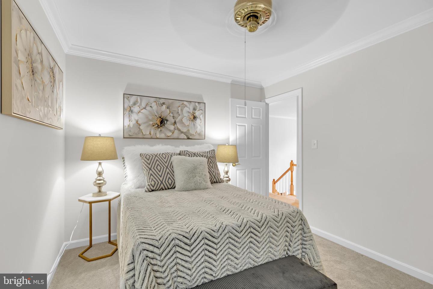 9112 SILVER POINTE WAY, FAIRFAX STATION, Virginia 22039, 5 Bedrooms Bedrooms, ,3 BathroomsBathrooms,Residential,For sale,9112 SILVER POINTE WAY,VAFX2252402 MLS # VAFX2252402
