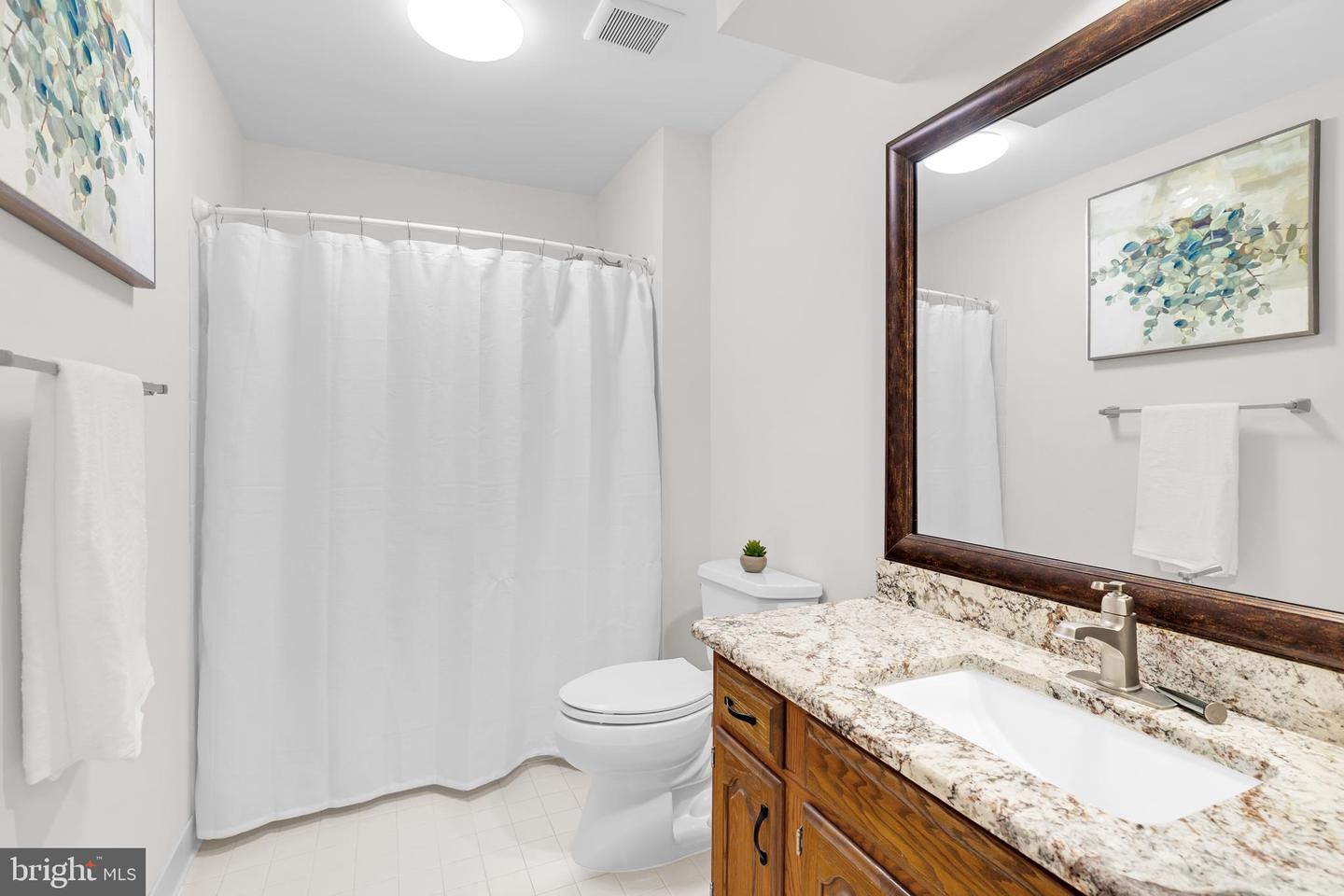 9112 SILVER POINTE WAY, FAIRFAX STATION, Virginia 22039, 5 Bedrooms Bedrooms, ,3 BathroomsBathrooms,Residential,For sale,9112 SILVER POINTE WAY,VAFX2252402 MLS # VAFX2252402