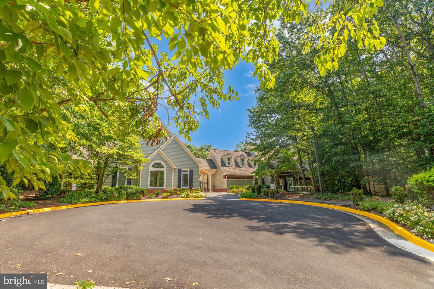 9112 SILVER POINTE WAY, FAIRFAX STATION, Virginia 22039, 5 Bedrooms Bedrooms, ,3 BathroomsBathrooms,Residential,For sale,9112 SILVER POINTE WAY,VAFX2252402 MLS # VAFX2252402