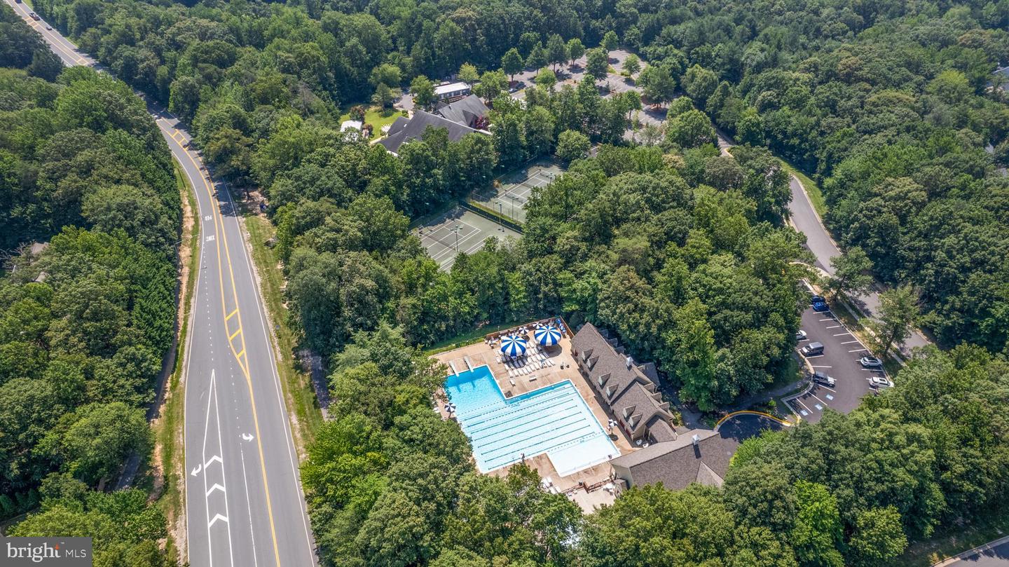 9112 SILVER POINTE WAY, FAIRFAX STATION, Virginia 22039, 5 Bedrooms Bedrooms, ,3 BathroomsBathrooms,Residential,For sale,9112 SILVER POINTE WAY,VAFX2252402 MLS # VAFX2252402