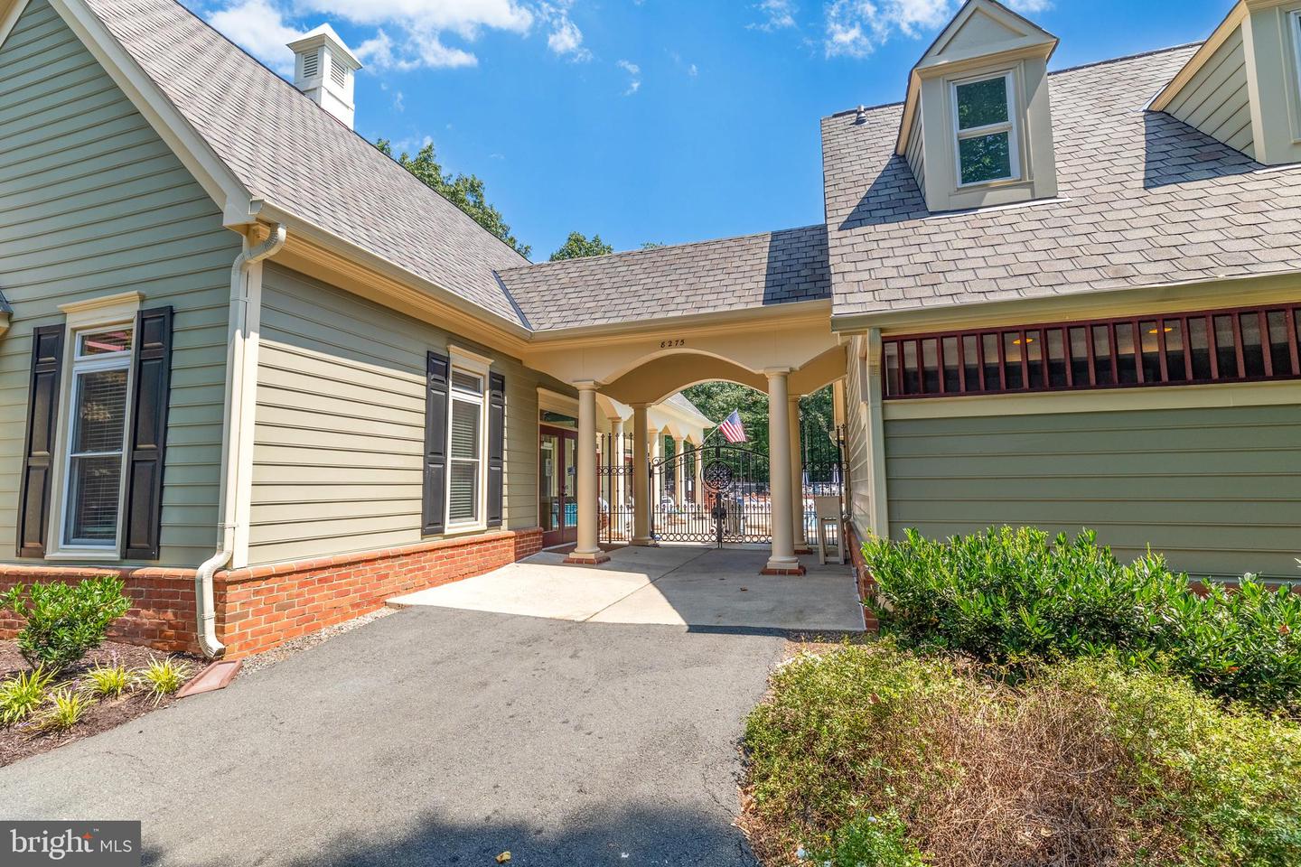9112 SILVER POINTE WAY, FAIRFAX STATION, Virginia 22039, 5 Bedrooms Bedrooms, ,3 BathroomsBathrooms,Residential,For sale,9112 SILVER POINTE WAY,VAFX2252402 MLS # VAFX2252402