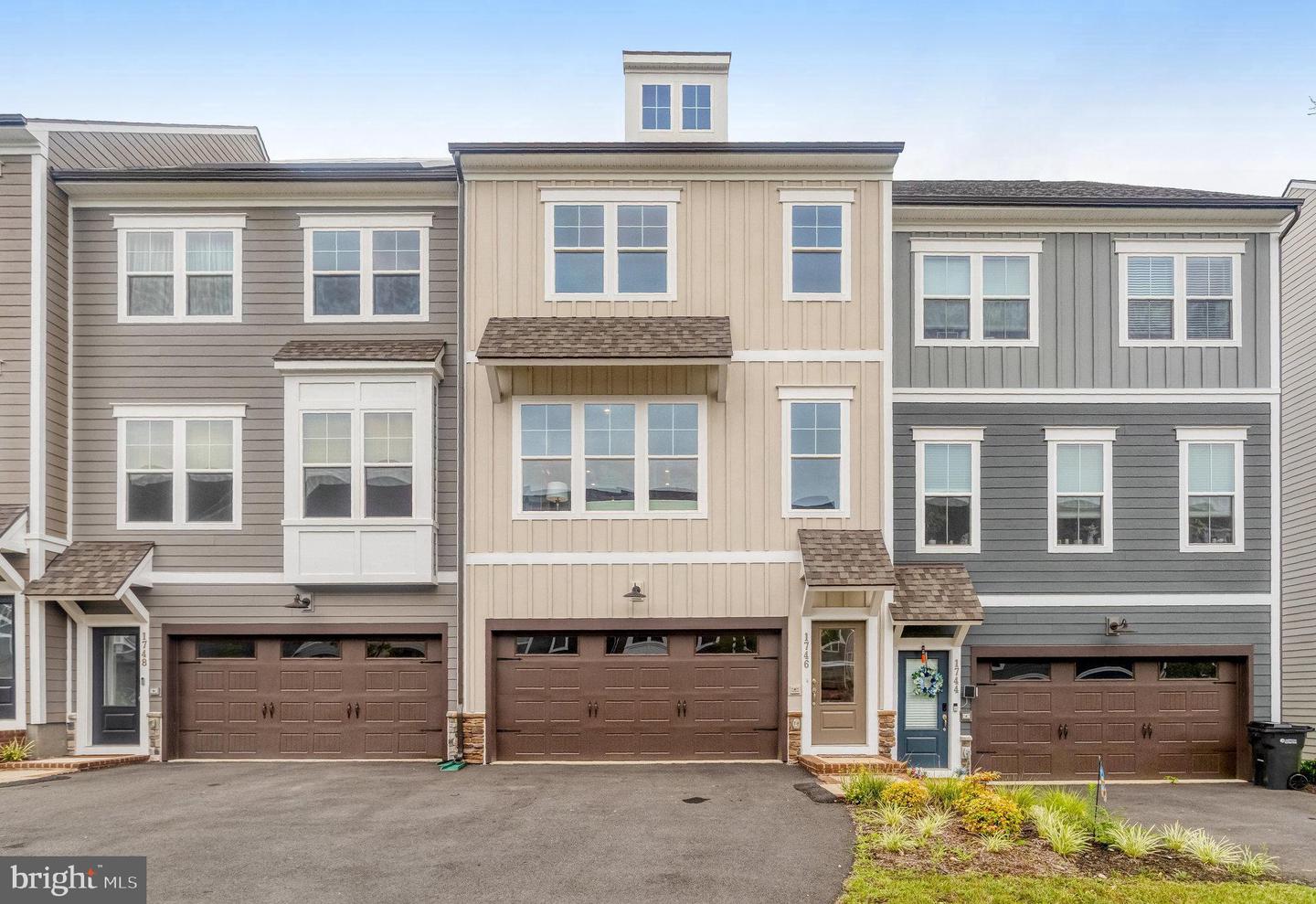 1746 BLUE SPRUCE ST, DUMFRIES, Virginia 22026, 3 Bedrooms Bedrooms, ,3 BathroomsBathrooms,Residential,For sale,1746 BLUE SPRUCE ST,VAPW2098322 MLS # VAPW2098322