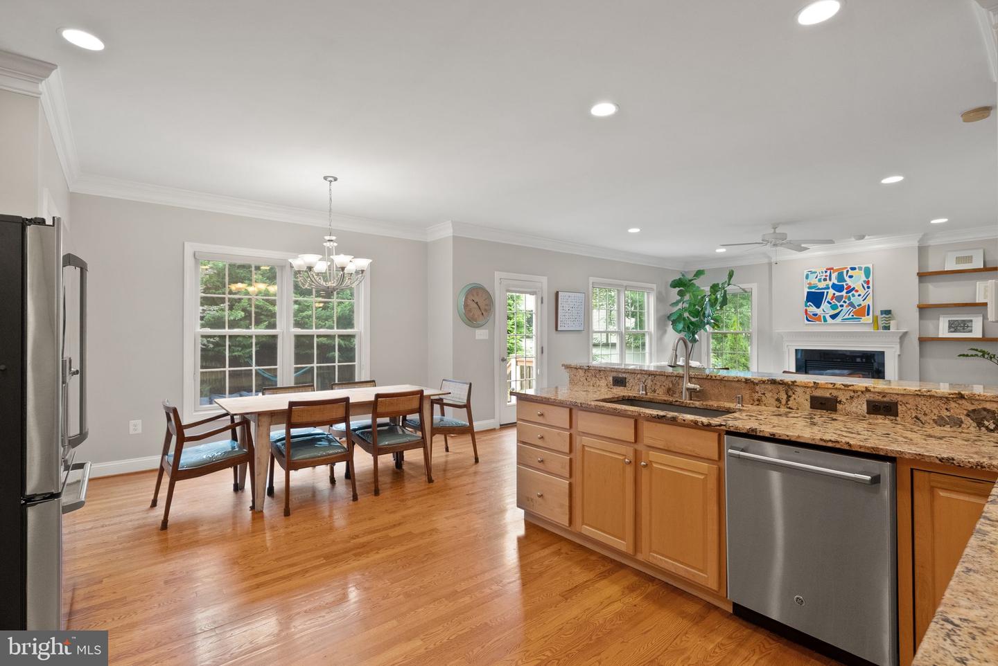 2204 BOXWOOD DR, FALLS CHURCH, Virginia 22043, 6 Bedrooms Bedrooms, ,4 BathroomsBathrooms,Residential,For sale,2204 BOXWOOD DR,VAFX2252734 MLS # VAFX2252734