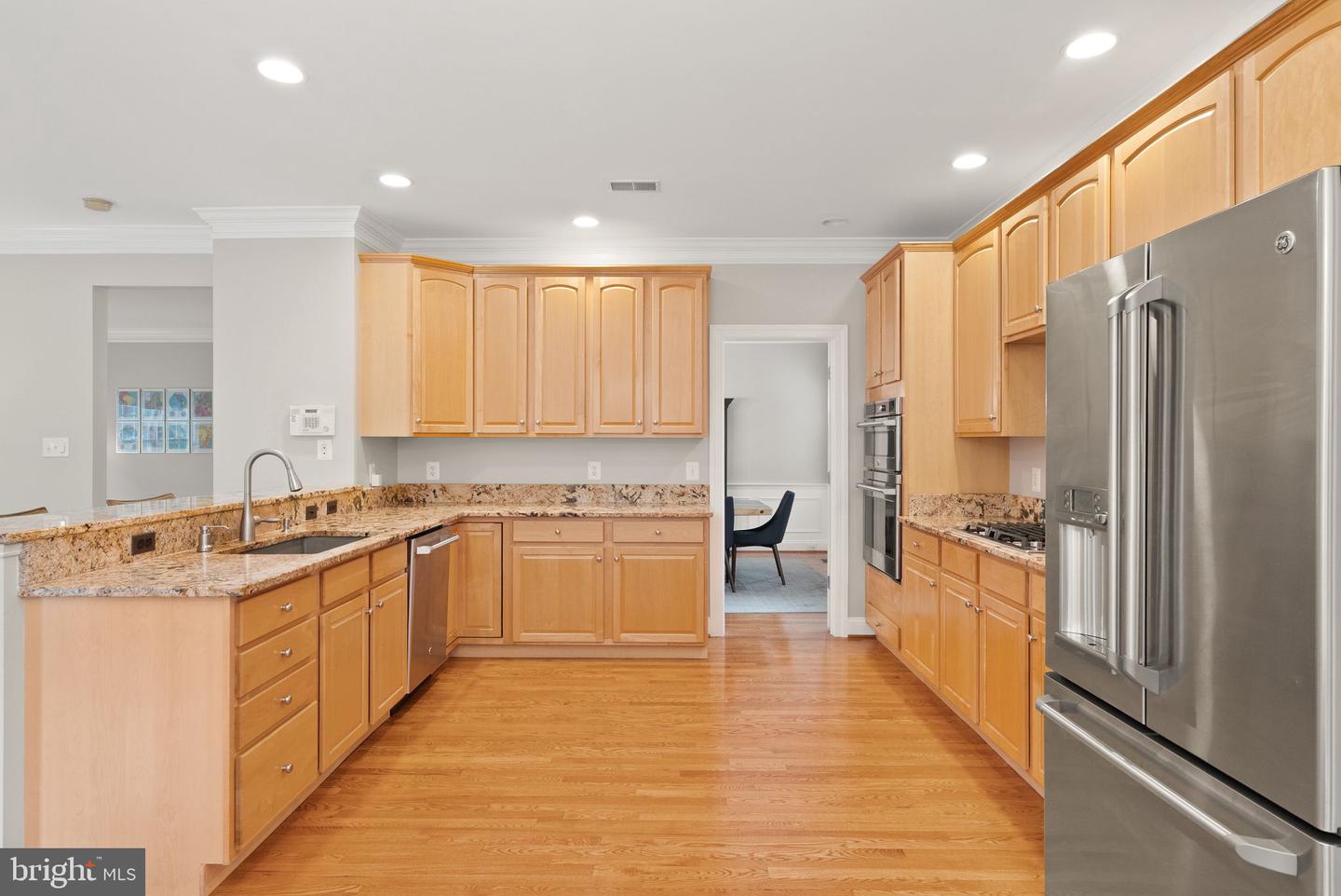 2204 BOXWOOD DR, FALLS CHURCH, Virginia 22043, 6 Bedrooms Bedrooms, ,4 BathroomsBathrooms,Residential,For sale,2204 BOXWOOD DR,VAFX2252734 MLS # VAFX2252734