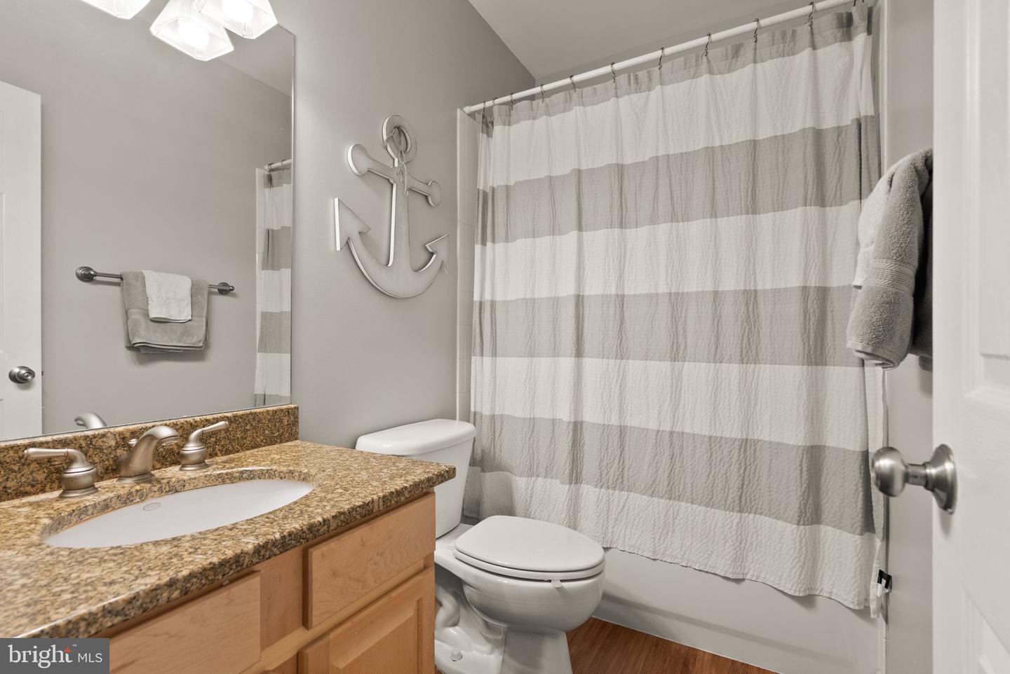 2204 BOXWOOD DR, FALLS CHURCH, Virginia 22043, 6 Bedrooms Bedrooms, ,4 BathroomsBathrooms,Residential,For sale,2204 BOXWOOD DR,VAFX2252734 MLS # VAFX2252734