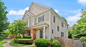 2204 BOXWOOD DR, FALLS CHURCH, Virginia 22043, 6 Bedrooms Bedrooms, ,4 BathroomsBathrooms,Residential,For sale,2204 BOXWOOD DR,VAFX2252734 MLS # VAFX2252734