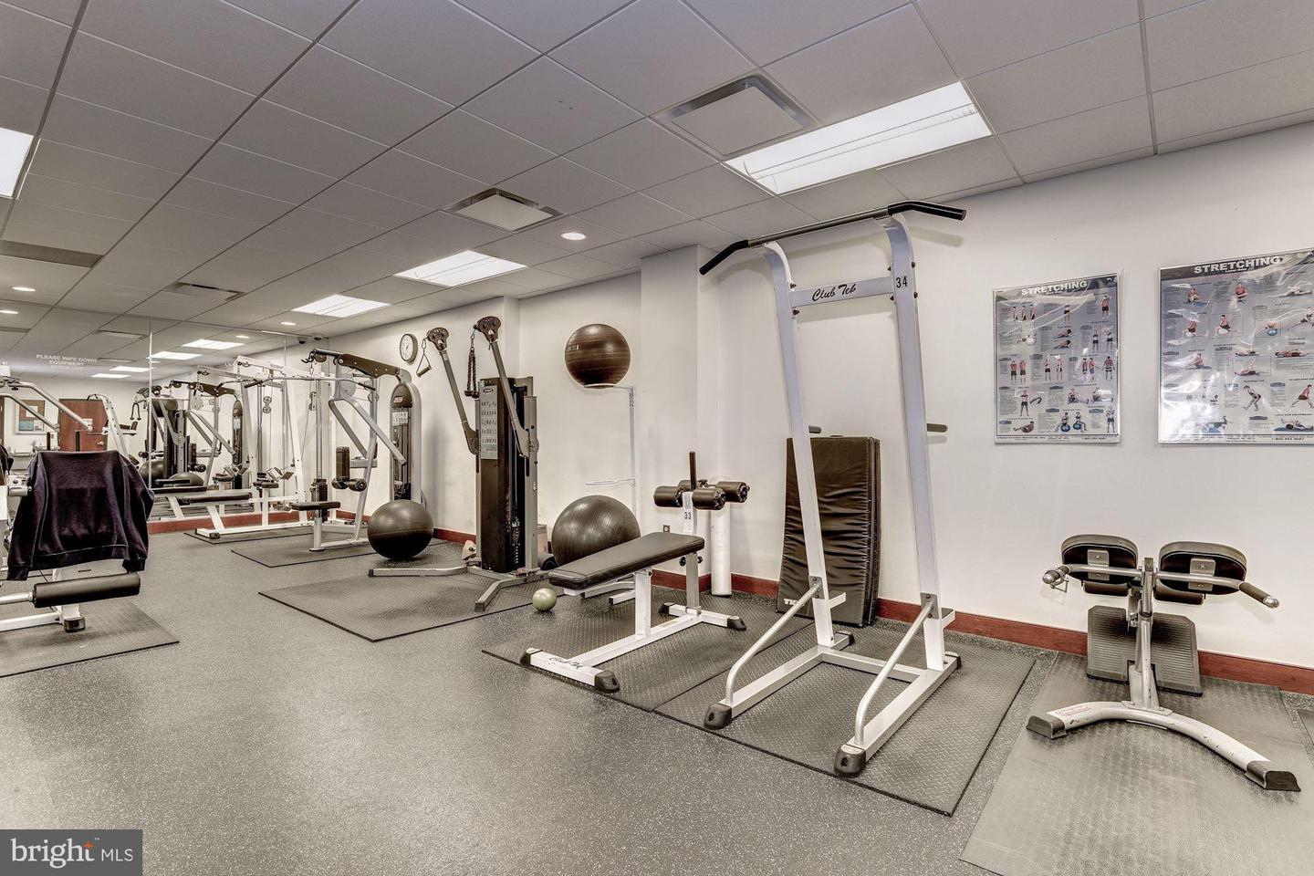 309 YOAKUM PKWY #306, ALEXANDRIA, Virginia 22304, 2 Bedrooms Bedrooms, ,2 BathroomsBathrooms,Residential,For sale,309 YOAKUM PKWY #306,VAAX2047090 MLS # VAAX2047090