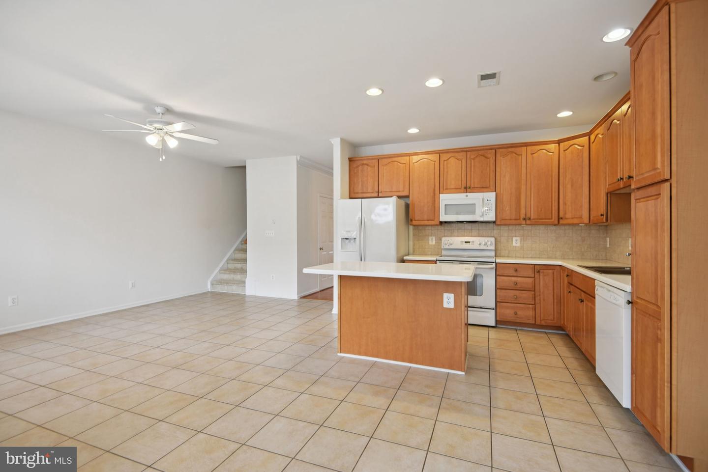 206 ELDER TER, PURCELLVILLE, Virginia 20132, 3 Bedrooms Bedrooms, ,2 BathroomsBathrooms,Residential,For sale,206 ELDER TER,VALO2100992 MLS # VALO2100992