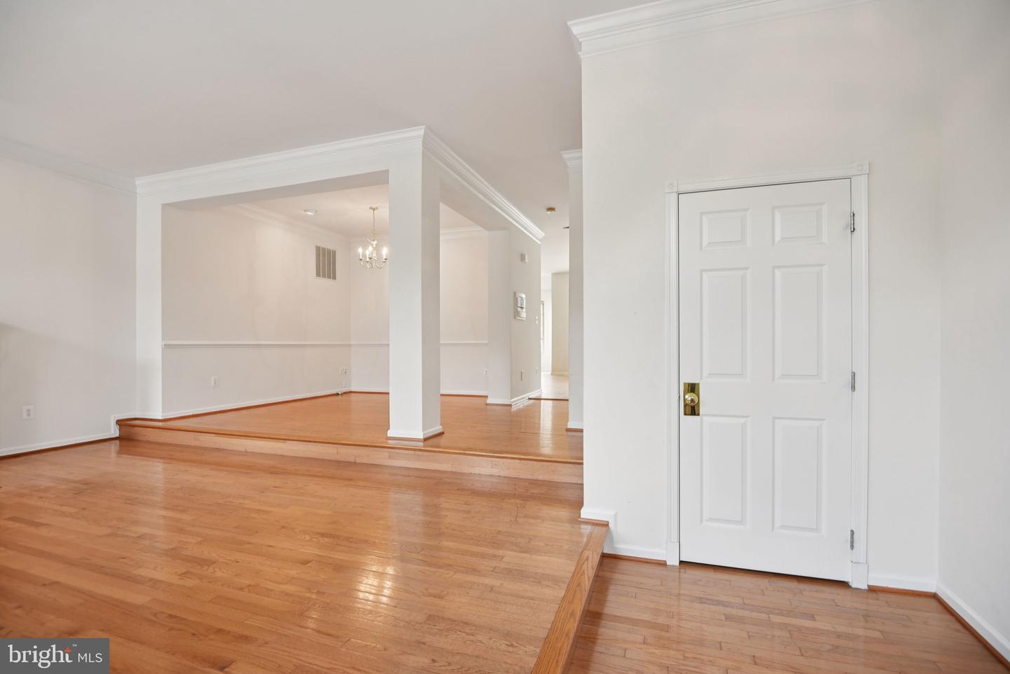 206 ELDER TER, PURCELLVILLE, Virginia 20132, 3 Bedrooms Bedrooms, ,2 BathroomsBathrooms,Residential,For sale,206 ELDER TER,VALO2100992 MLS # VALO2100992